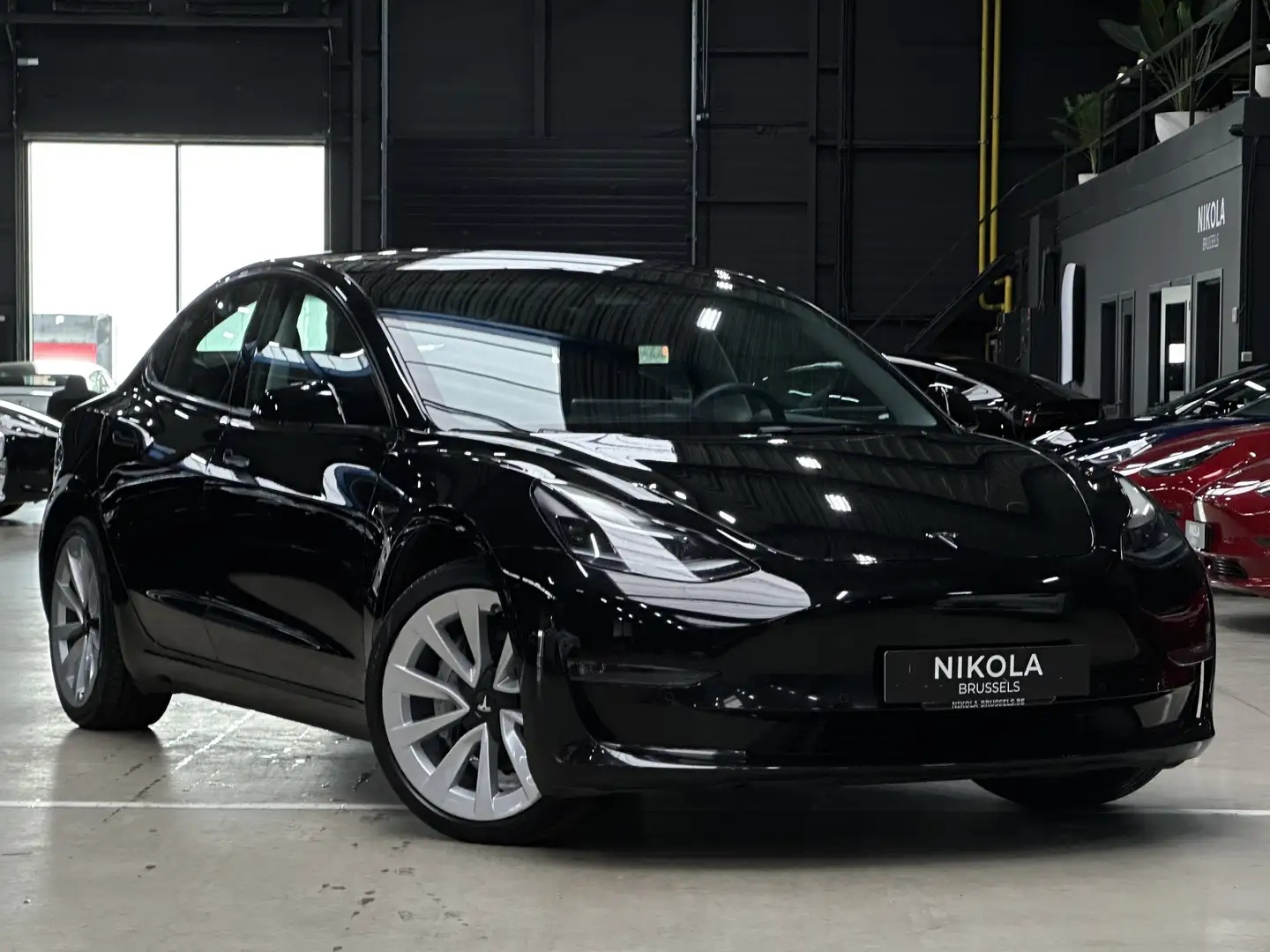 Tesla Model 3 LONG RANGE AWD - FACELIFT - ENHANCED AP Schwarz - 1