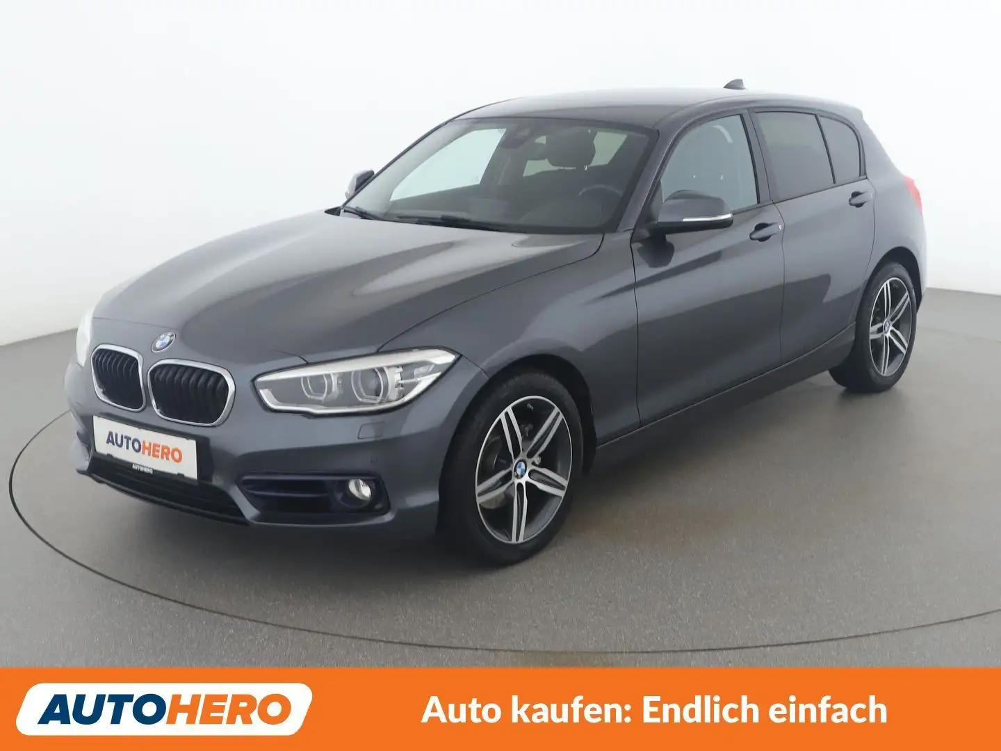 BMW 118 118d xDrive Sport Line Grau - 1