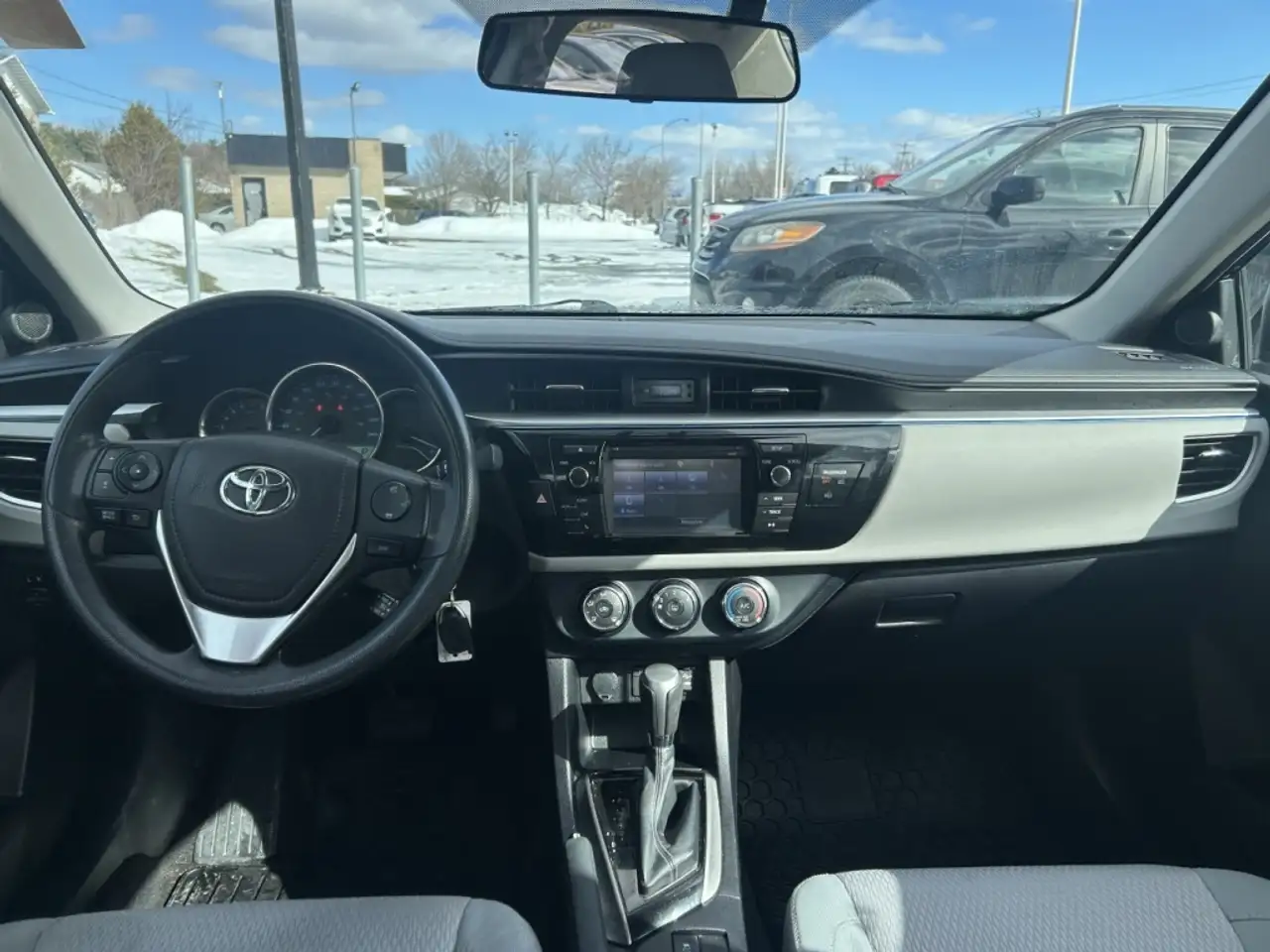 Toyota Corolla снимка Toyota Corolla