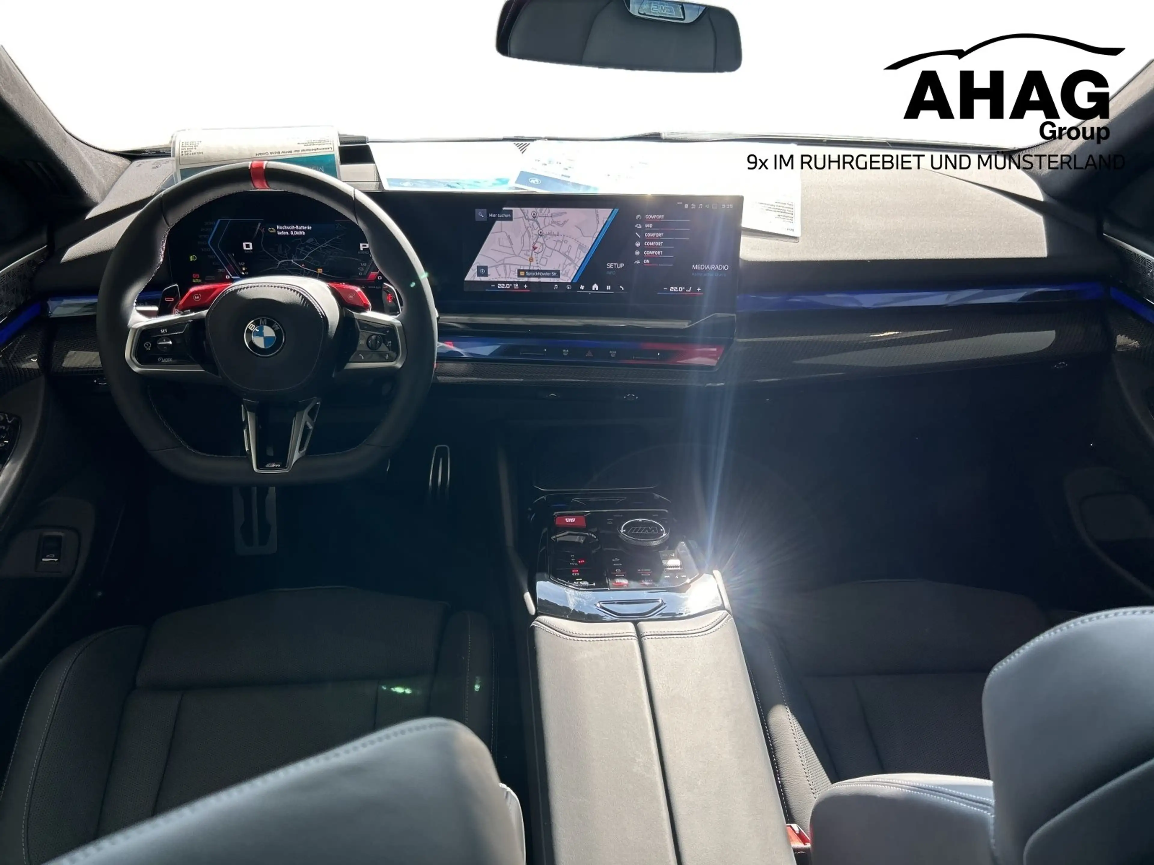 BMW M5 Touring — photo 9