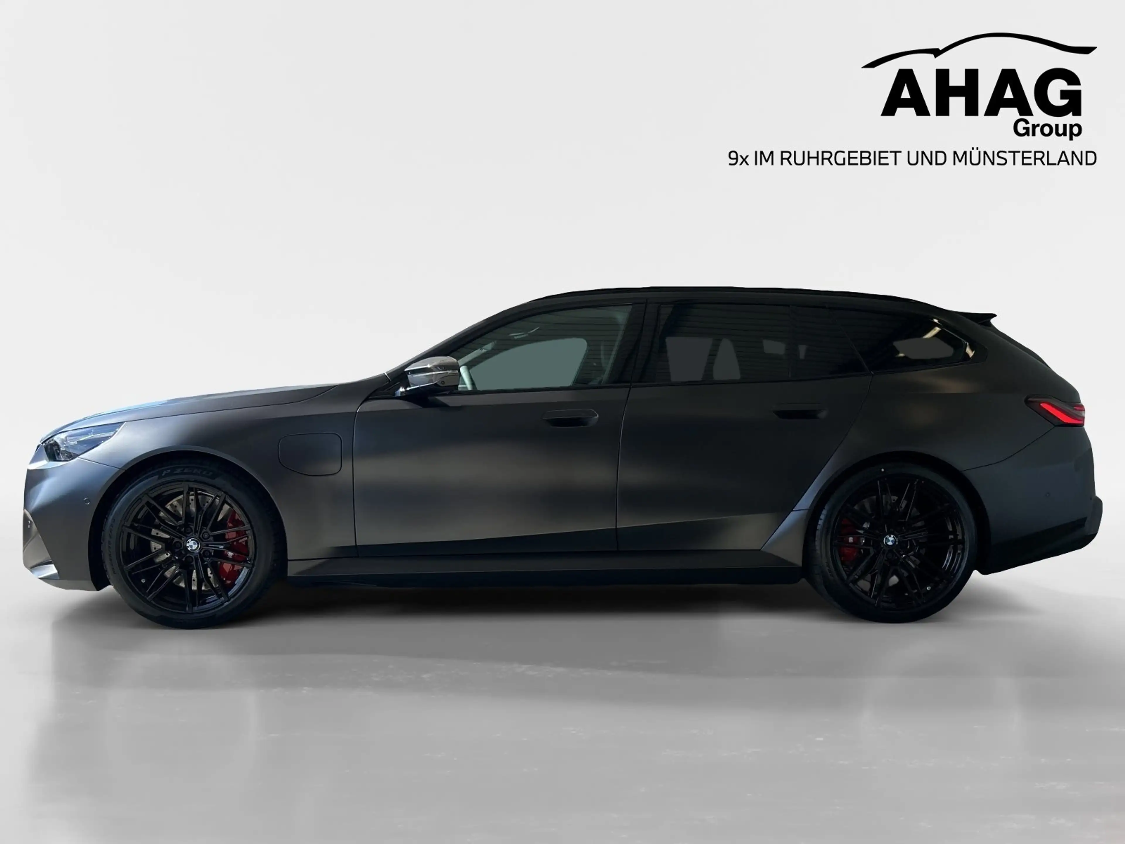 BMW M5 Touring — photo 6