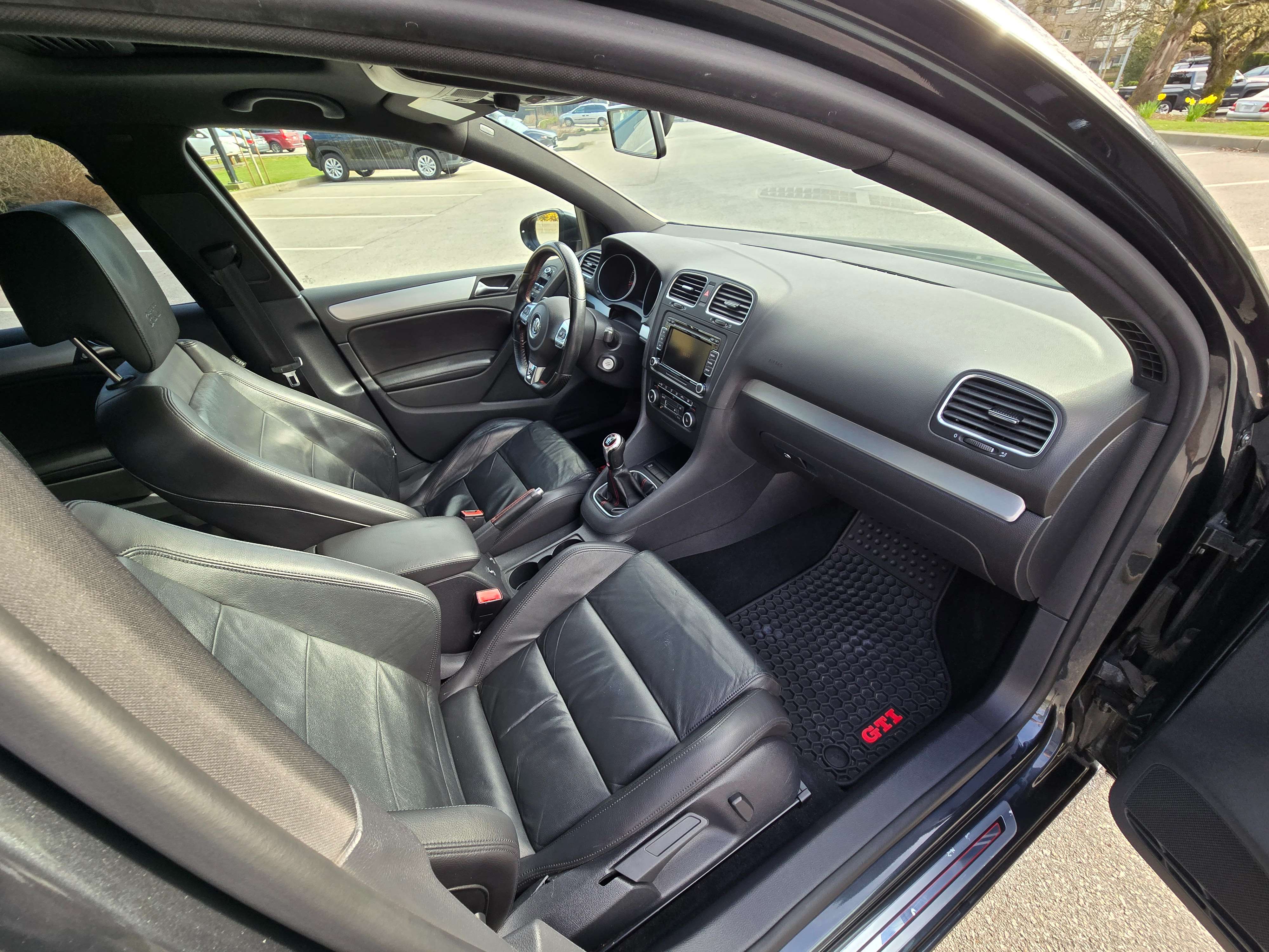 2012 Volkswagen Golf GTI 5dr HB Man thumb 9