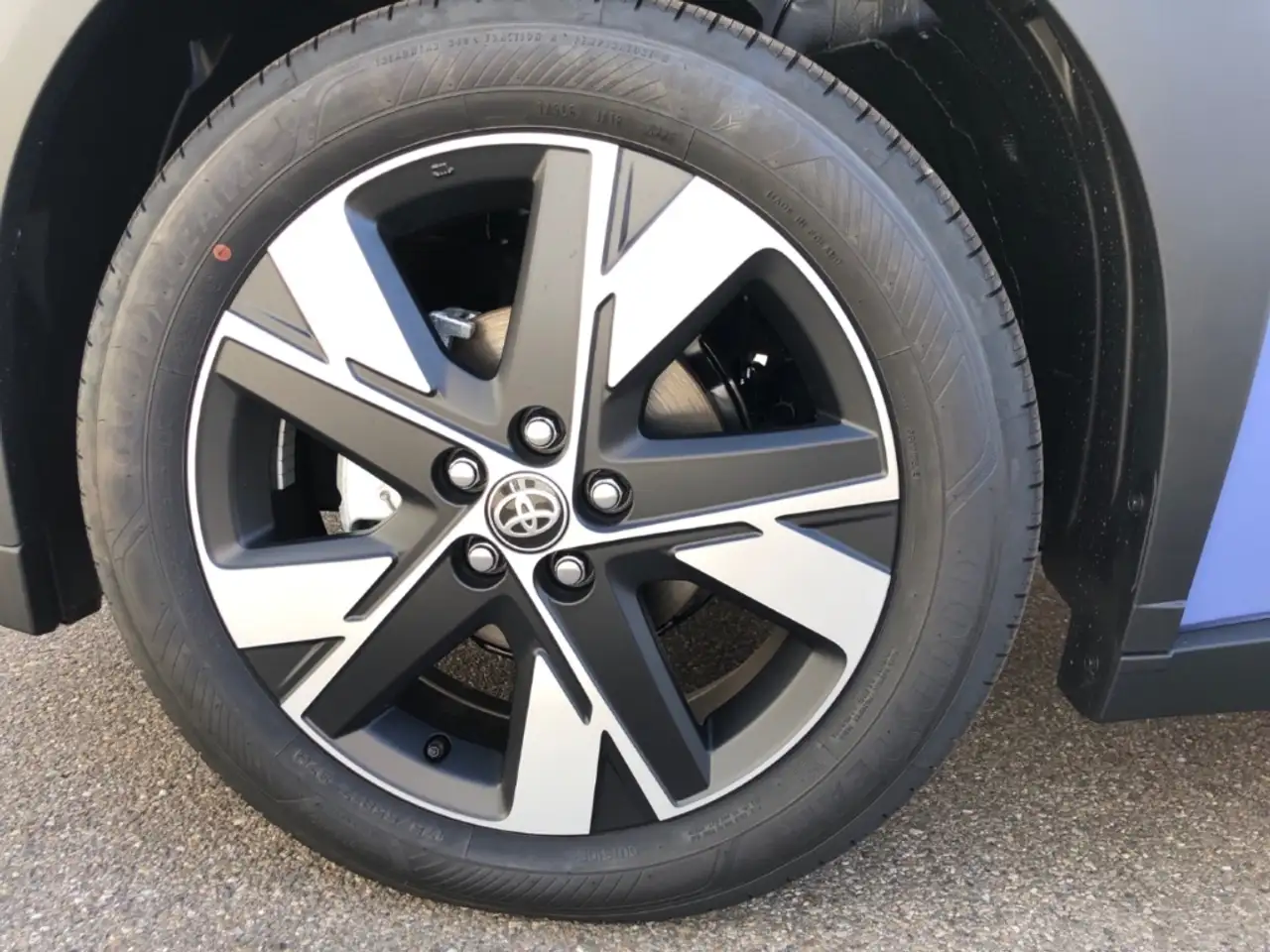 Toyota Aygo X 1,5l Hybrid Teamplayer + Sitzheizung 9