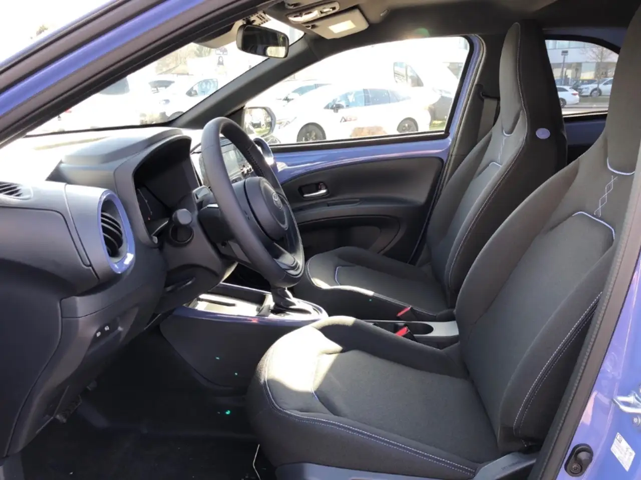 Toyota Aygo X 1,5l Hybrid Teamplayer + Sitzheizung 13