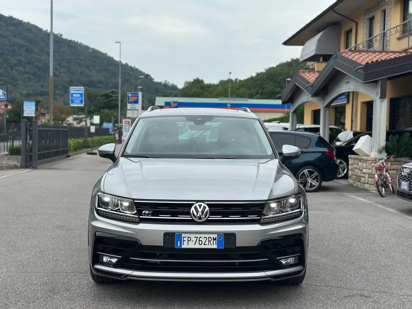 Volkswagen Tiguan 2.0 tdi Advanced R-Line Exterior Pack 150cv dsg Grijs - 2