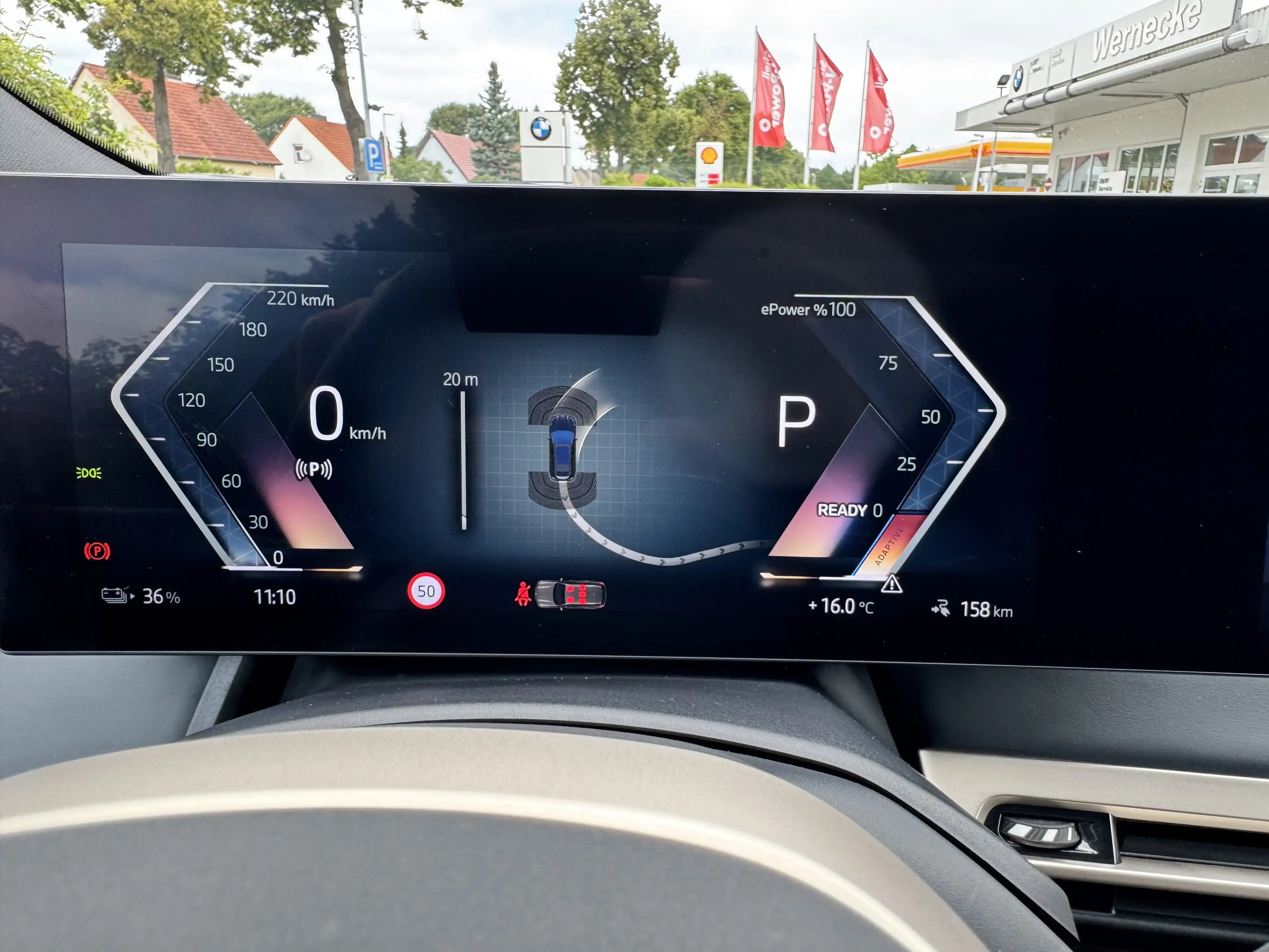 BMW iX xDrive40 — photo 20