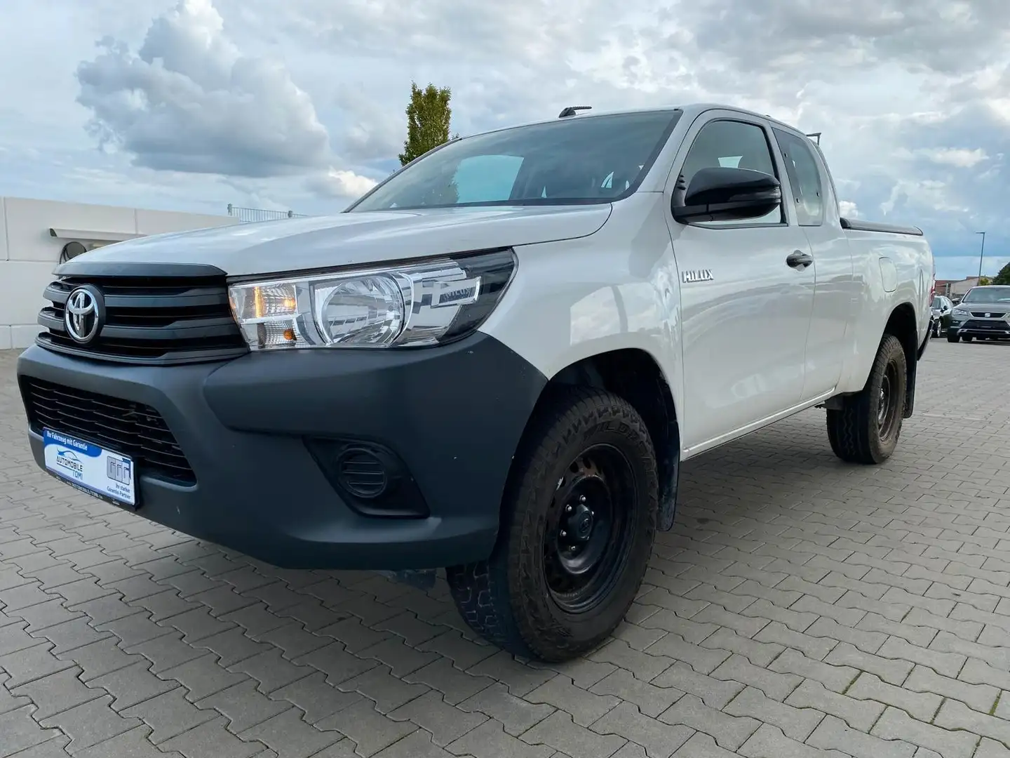 Toyota Hilux Extra Cab Duty 4x4 Weiß - 1