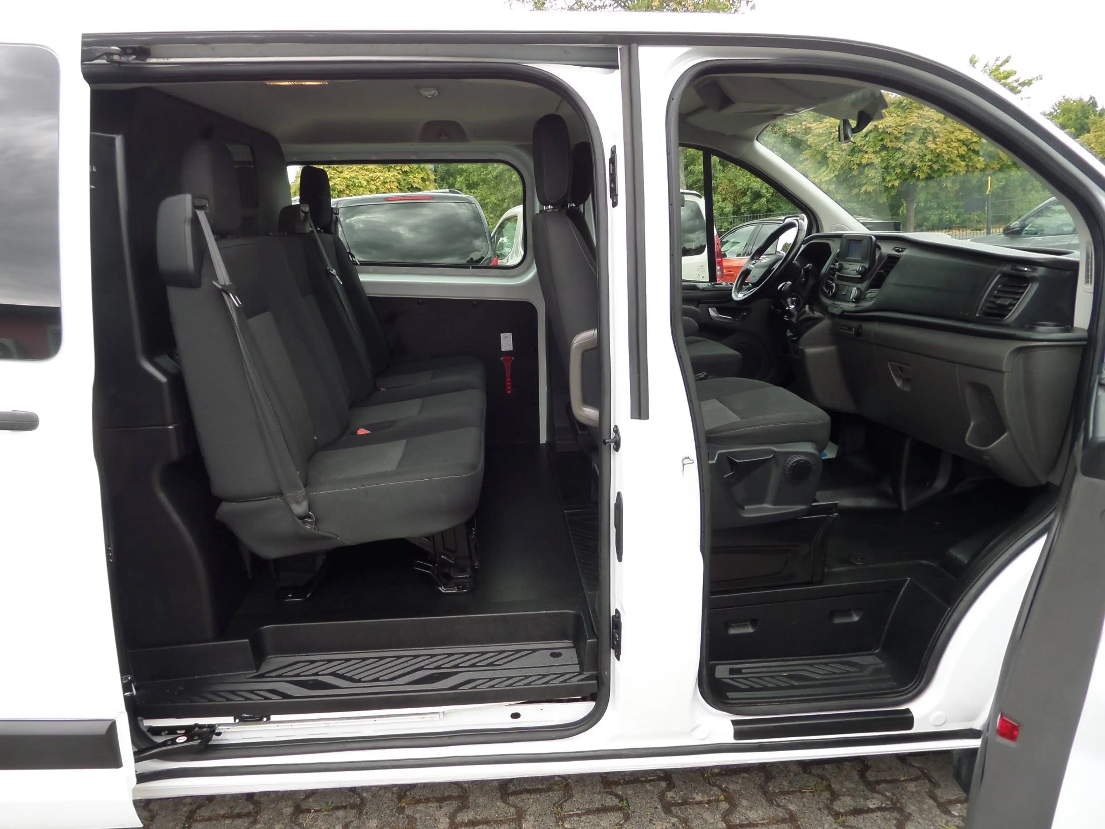 Ford Transit Custom 300 L2+doppel Kabine 5-Sitzer+Regale+Klima+Standhzg+PDC+SHZ+Tempomat+1.Hand — photo 12