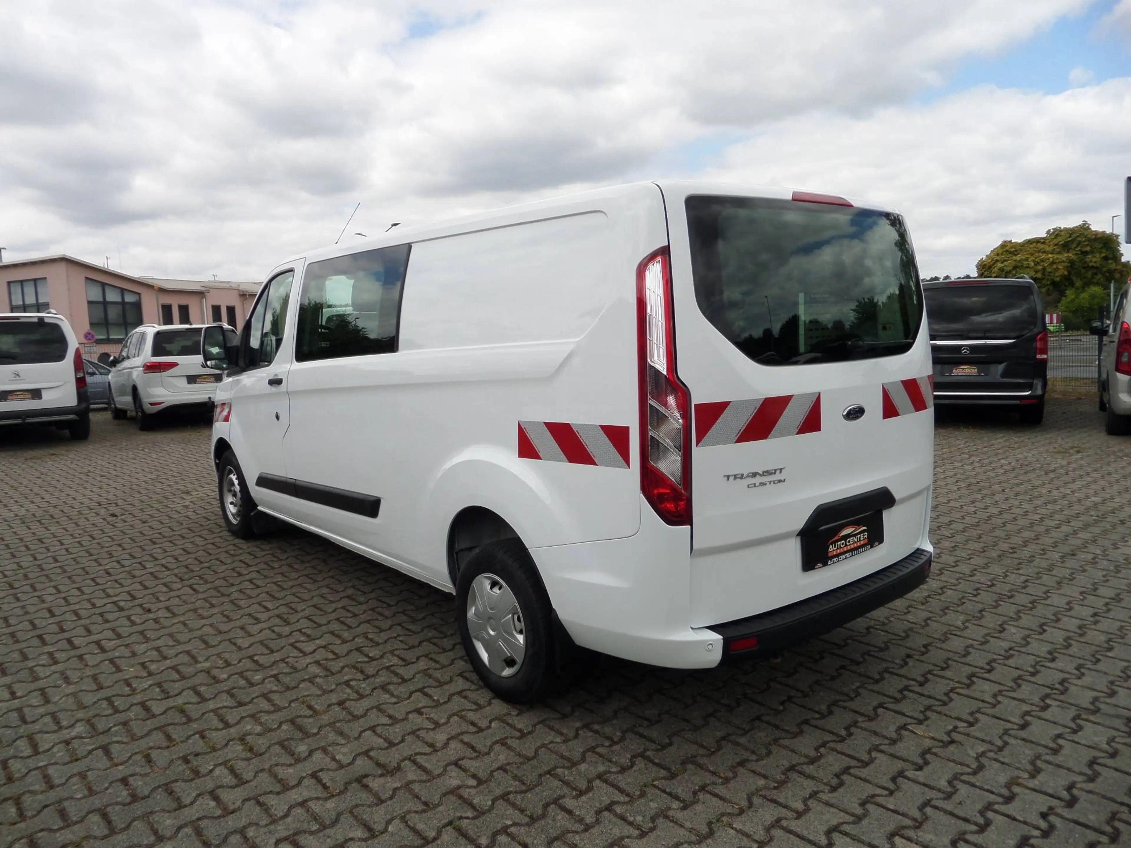 Ford Transit Custom 300 L2+doppel Kabine 5-Sitzer+Regale+Klima+Standhzg+PDC+SHZ+Tempomat+1.Hand — photo 2