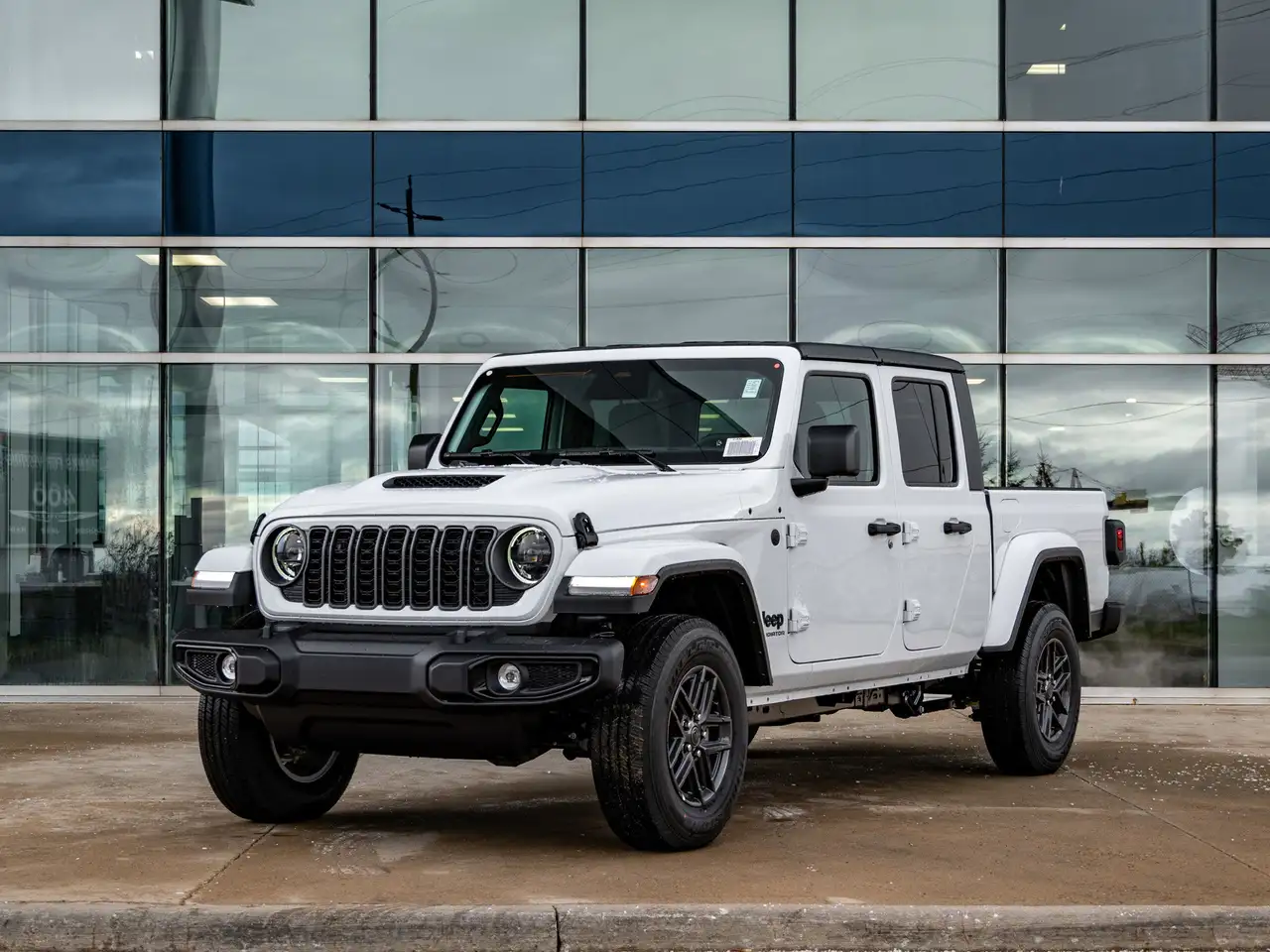 Jeep Gladiator снимка Jeep Gladiator