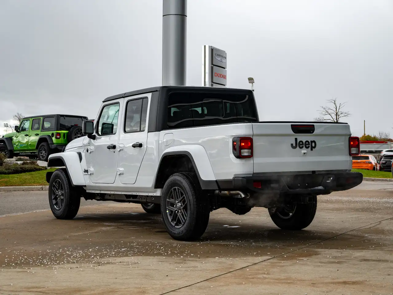 Jeep Gladiator снимка Jeep Gladiator