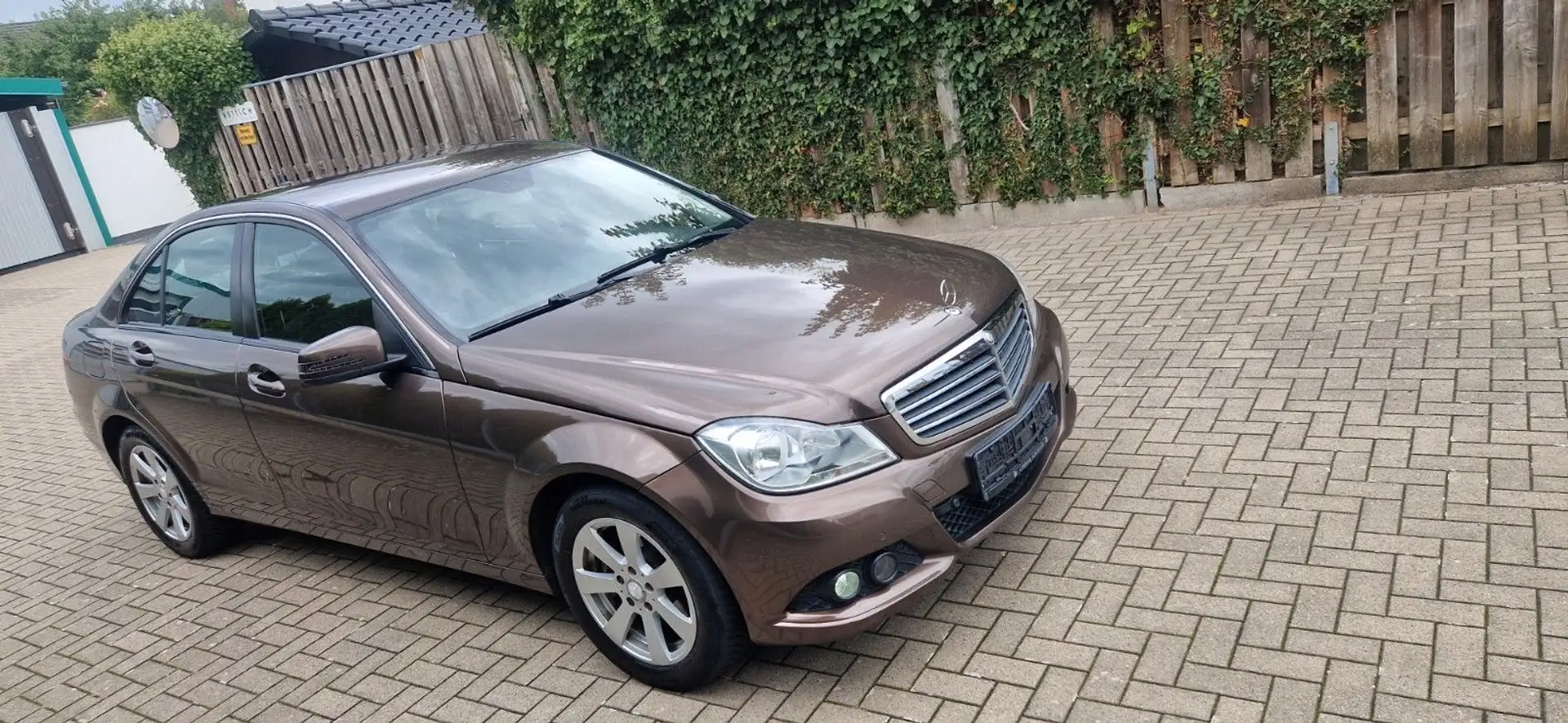 Mercedes-Benz C 200 C -Klasse Lim. C 200 CDI BlueEfficiency Braun - 1
