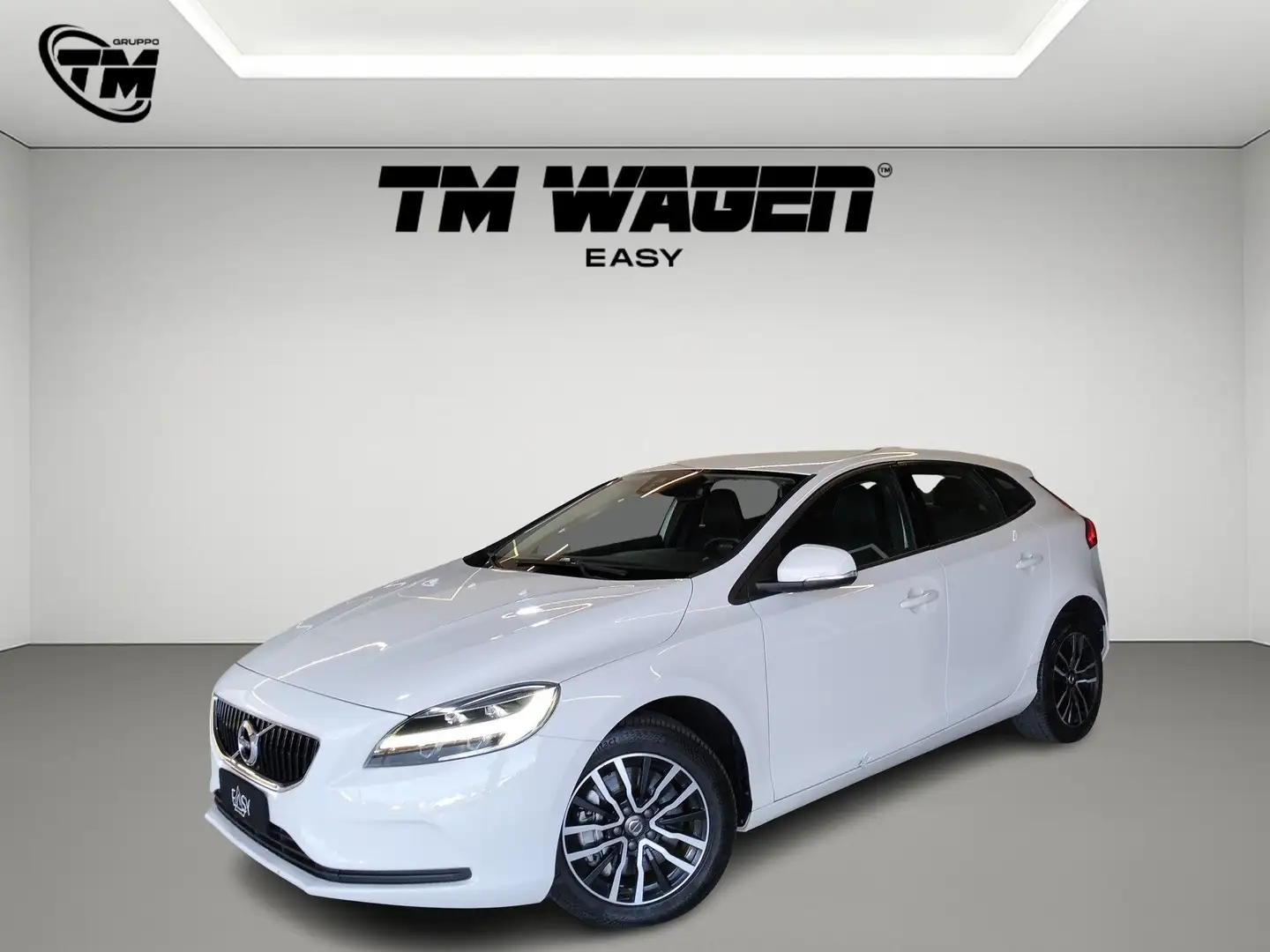 Volvo V40 1.5 t2 R-design geartronic my19 - NEOPATENTATO Bianco - 1