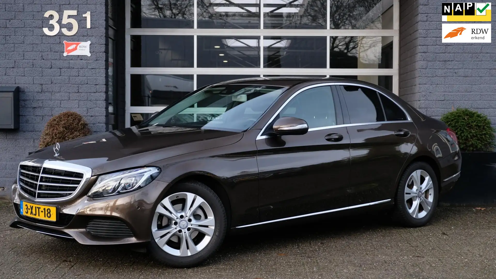 Mercedes-Benz C 180 Ambition Burmester|Camera|Citrienbruin Uniek! Bruin - 1