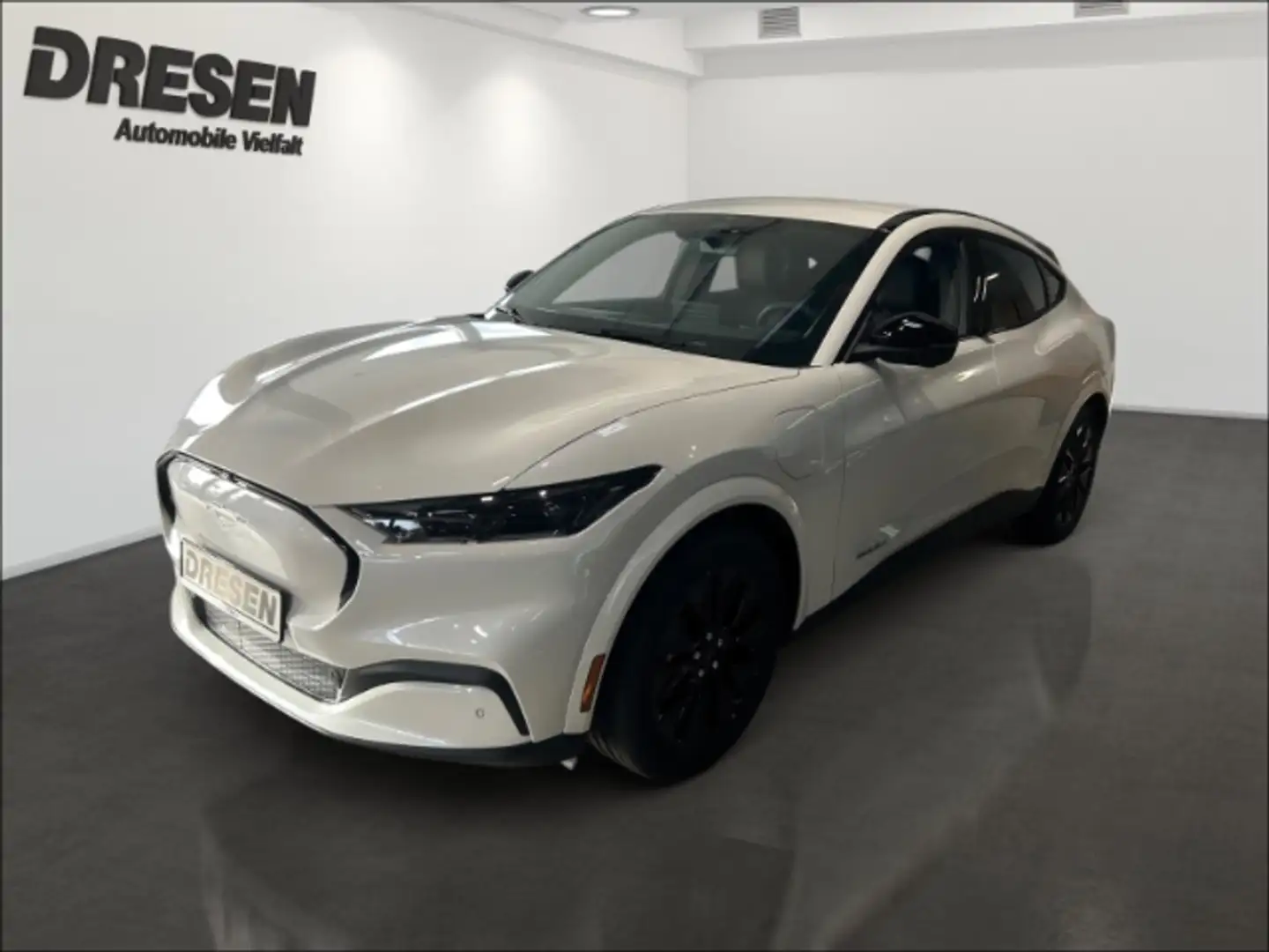 Ford Mustang Mach-E SUV Premium Long Range Klima/ Leser/ Navi/ 360grad Alb - 1