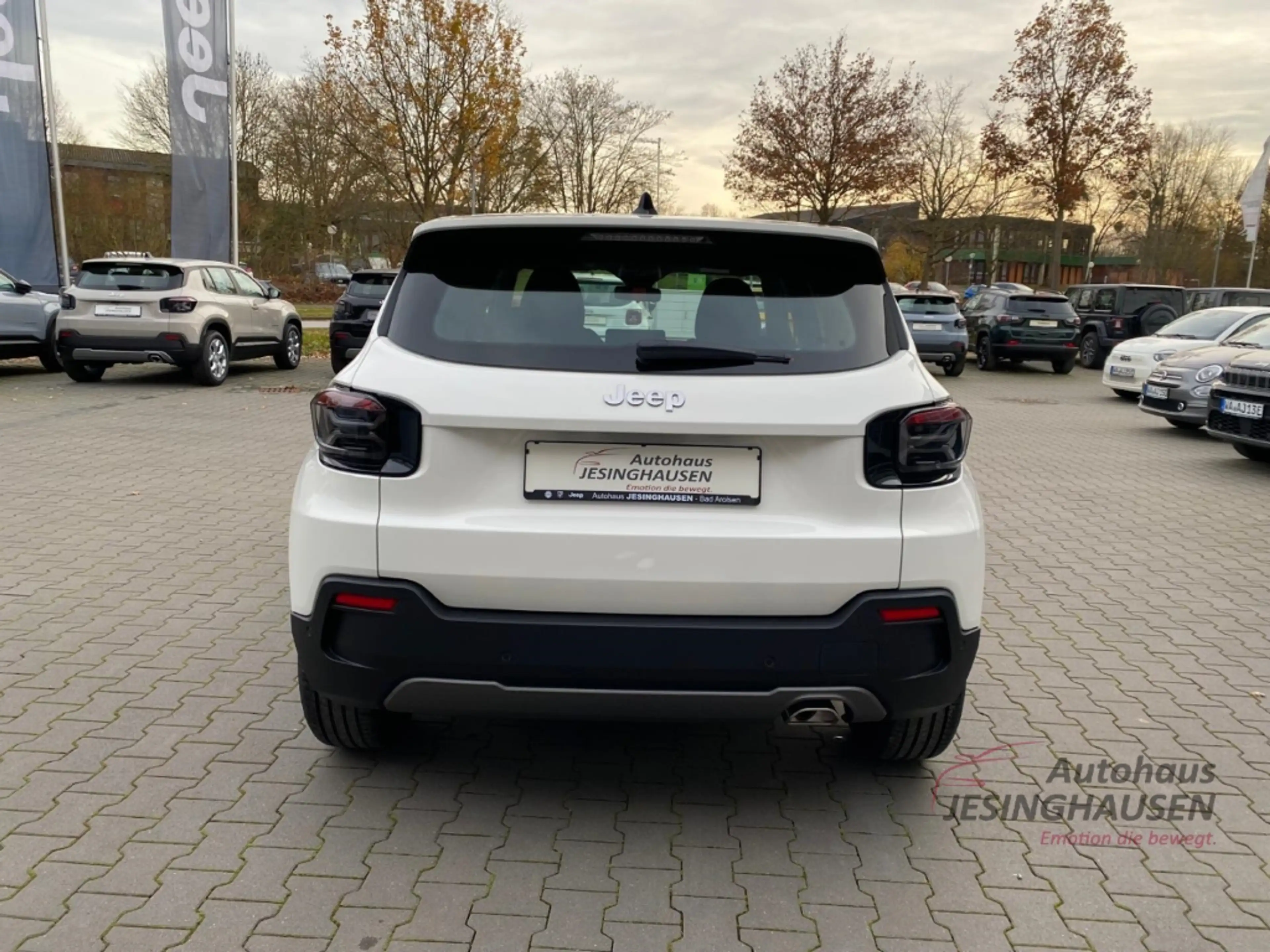 Jeep Avenger Longitude LED Apple CarPlay Android Auto DAB Keyle — photo 4