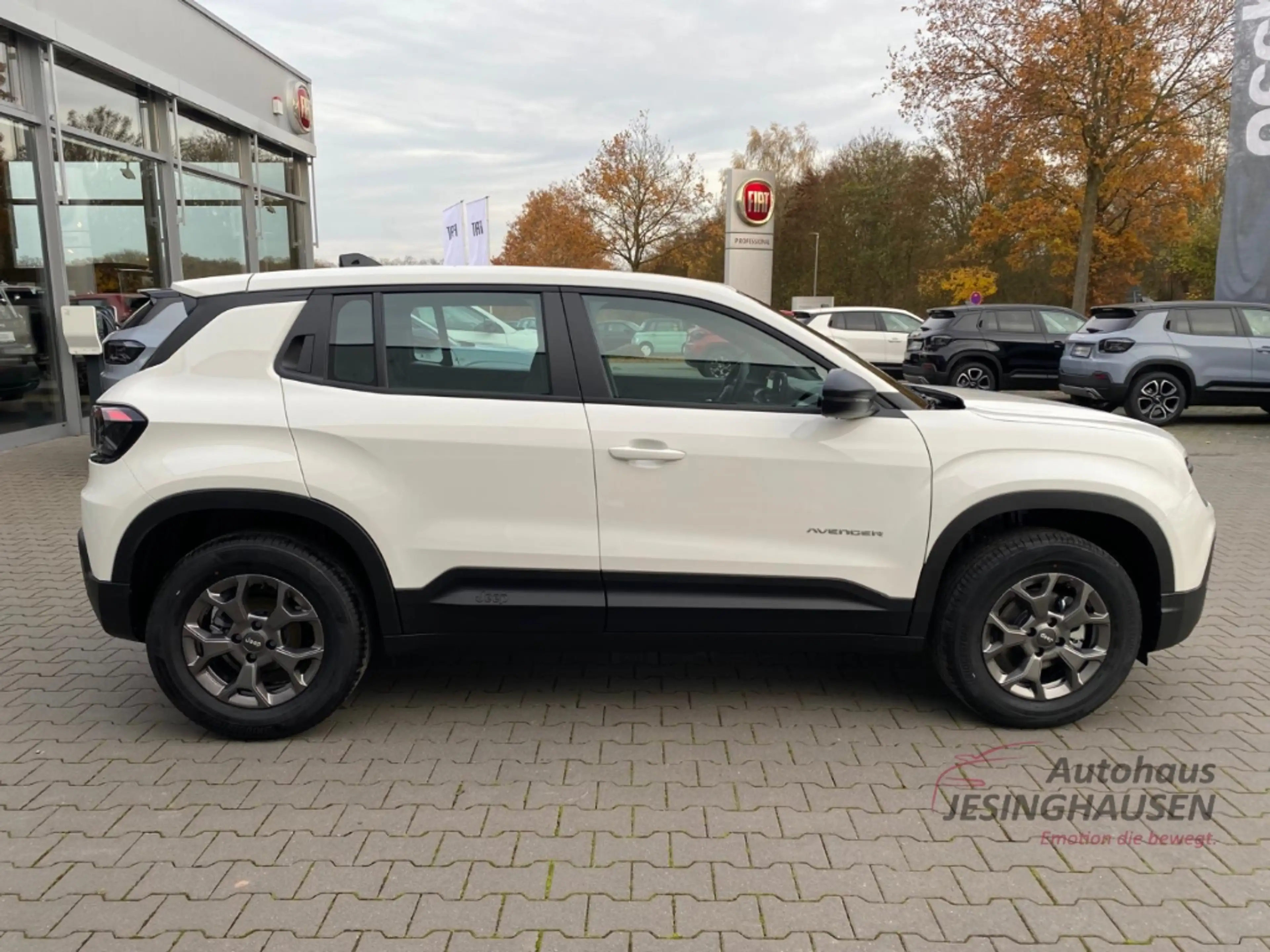 Jeep Avenger Longitude LED Apple CarPlay Android Auto DAB Keyle — photo 8