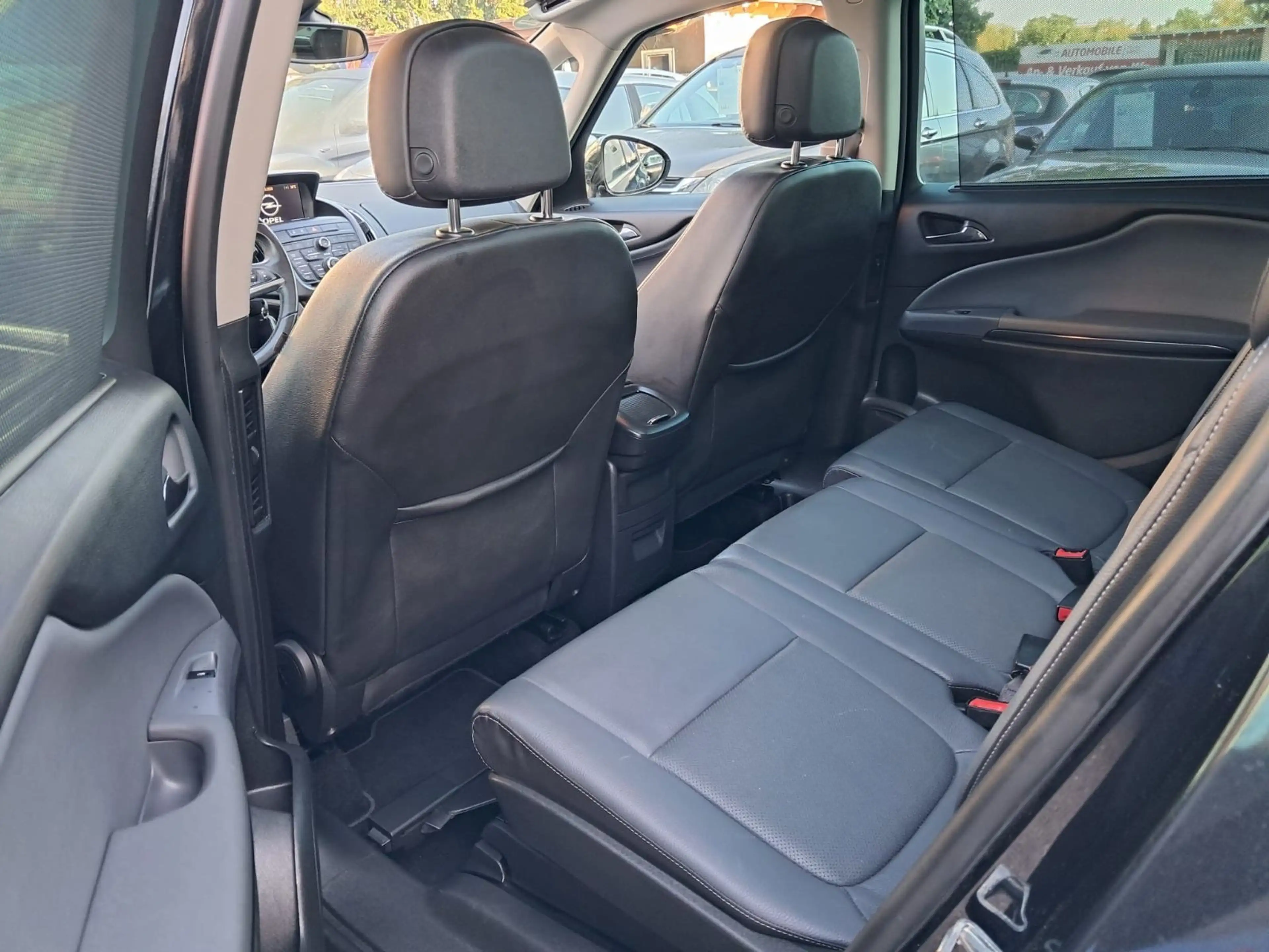 Opel Zafira C Tourer Innovation — photo 10