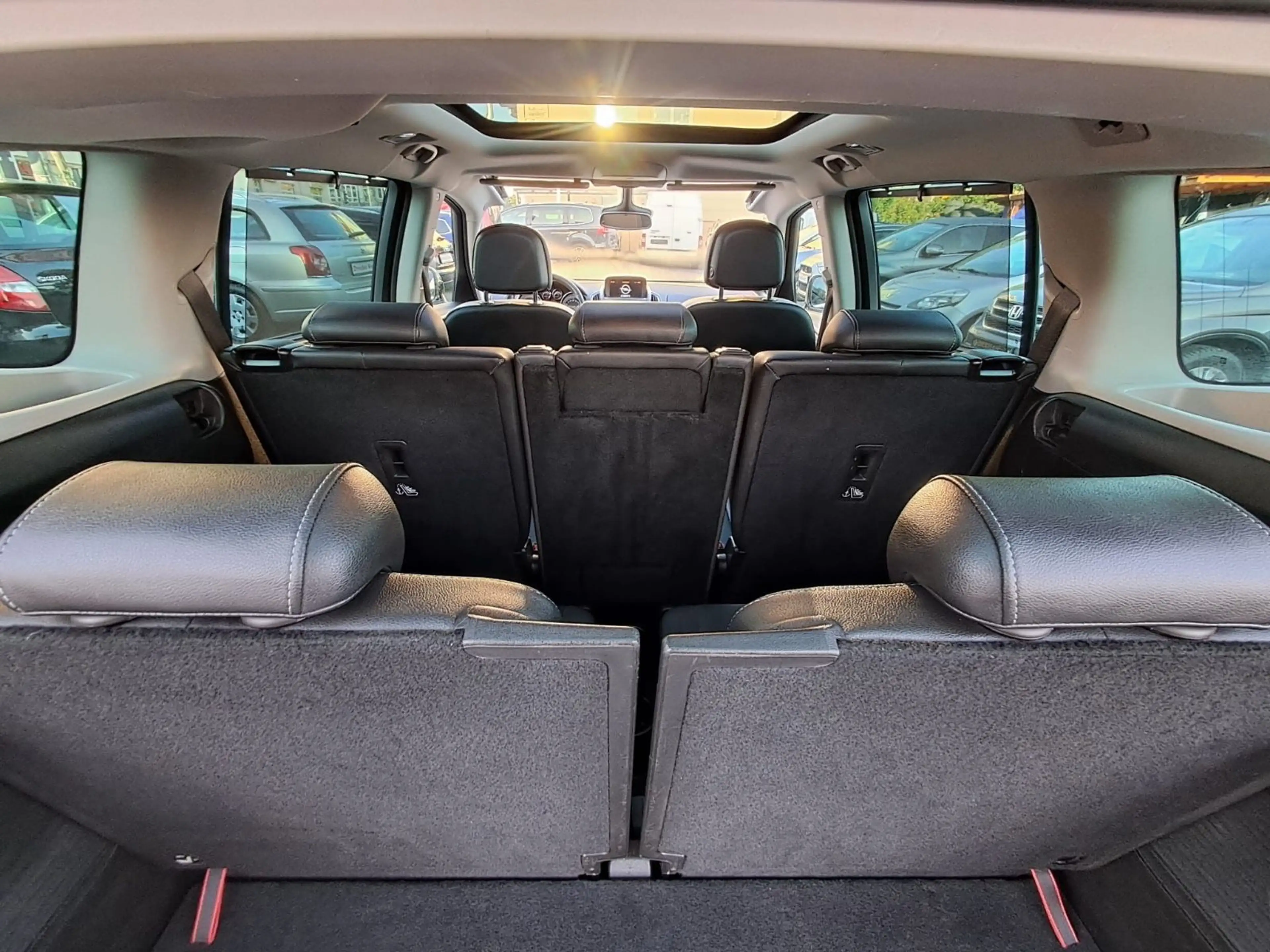 Opel Zafira C Tourer Innovation — photo 15