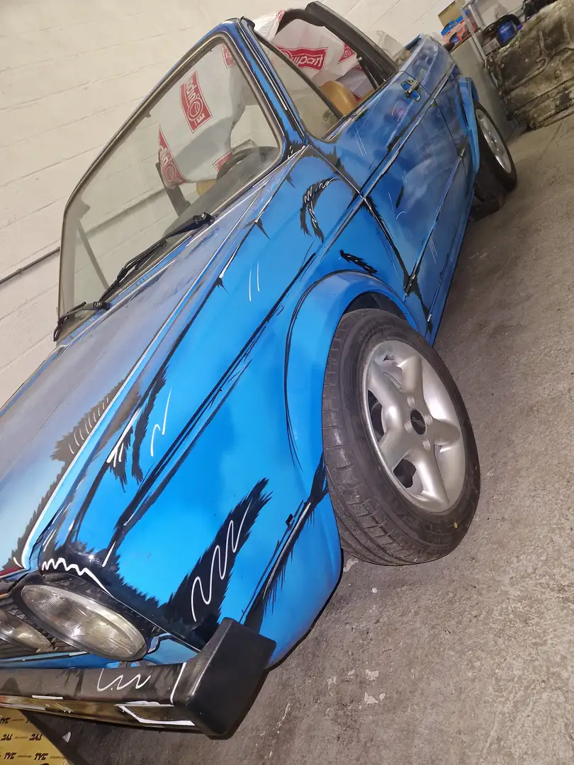 Volkswagen Golf Cabriolet Albastru - 2