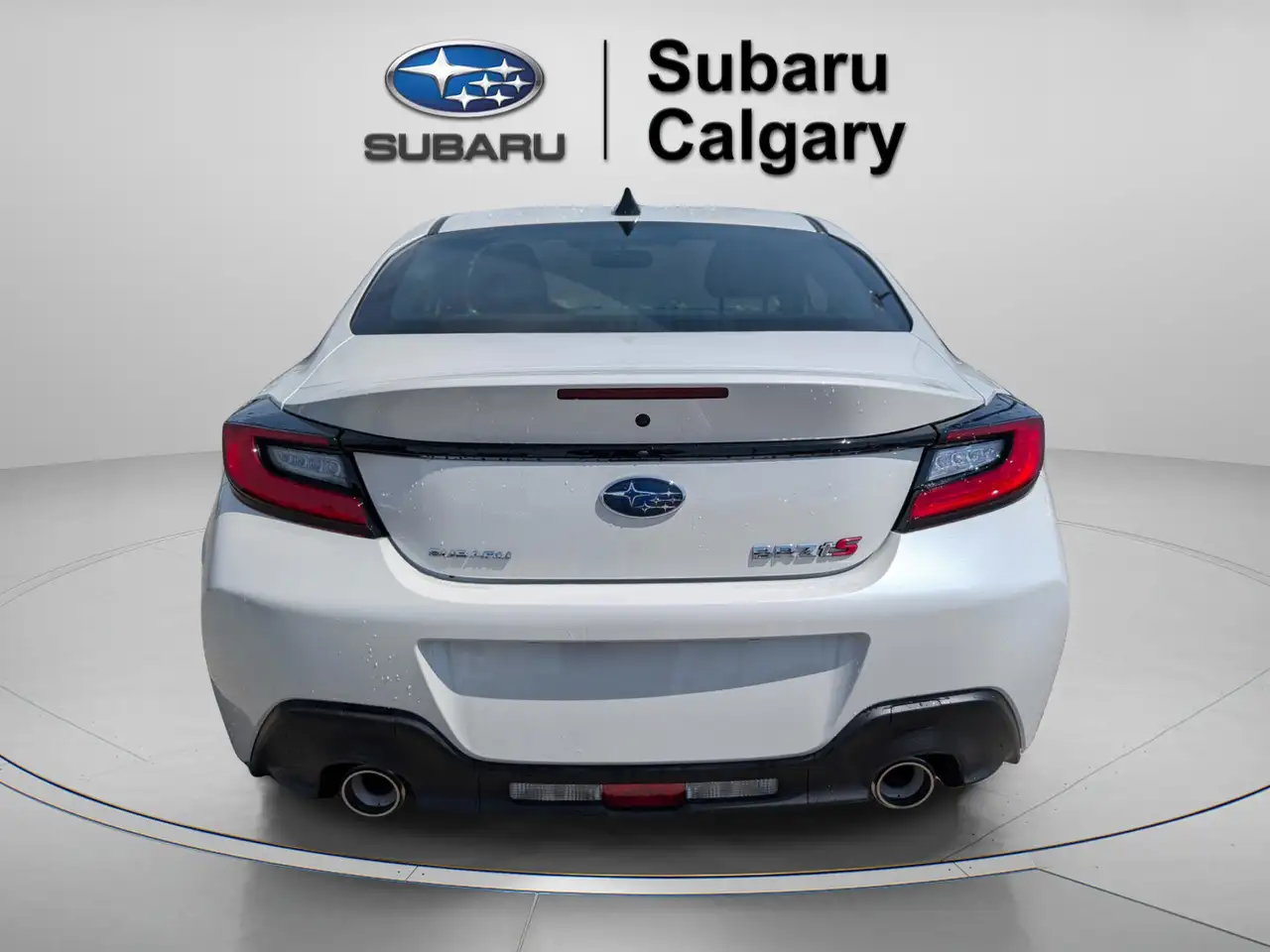 Subaru BRZ снимка Subaru BRZ