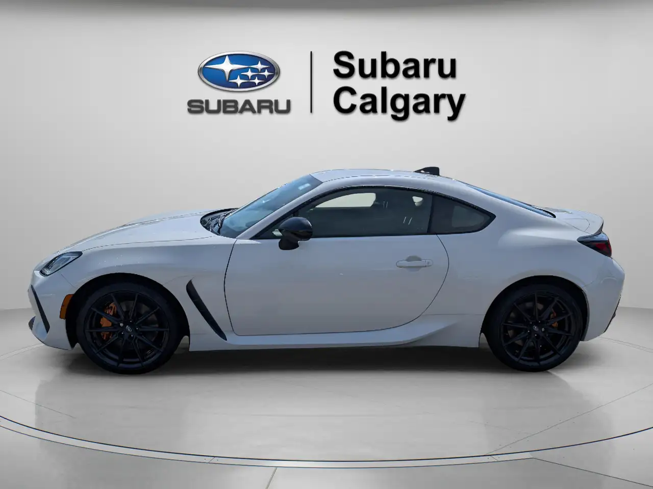 Subaru BRZ снимка Subaru BRZ