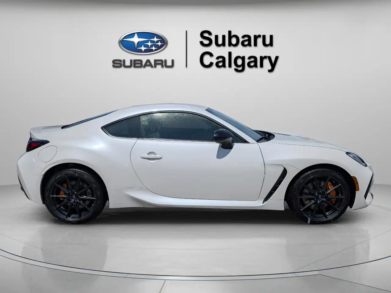 Subaru BRZ снимка Subaru BRZ