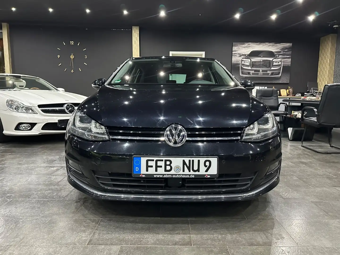 Volkswagen Golf VII Highline 2.0 TDI /LEDER/ EURO6/ KAMERA Schwarz - 2