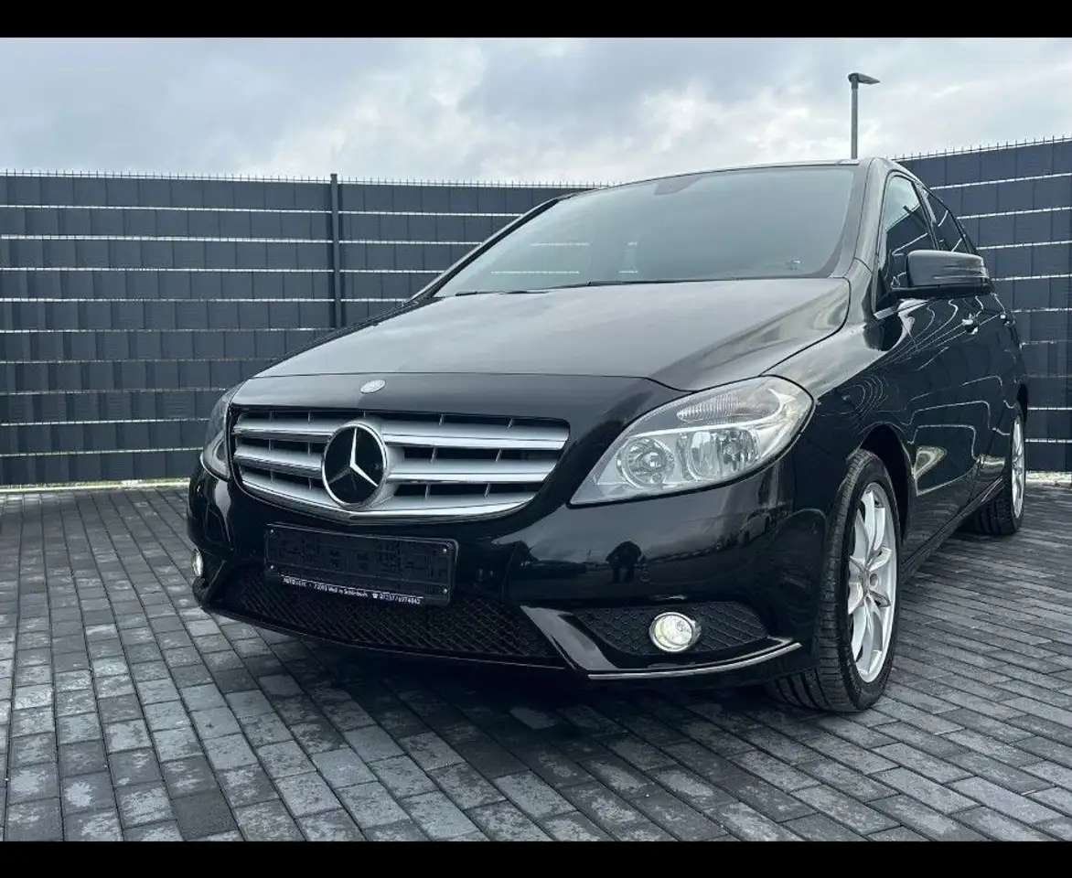 Mercedes-Benz B 250