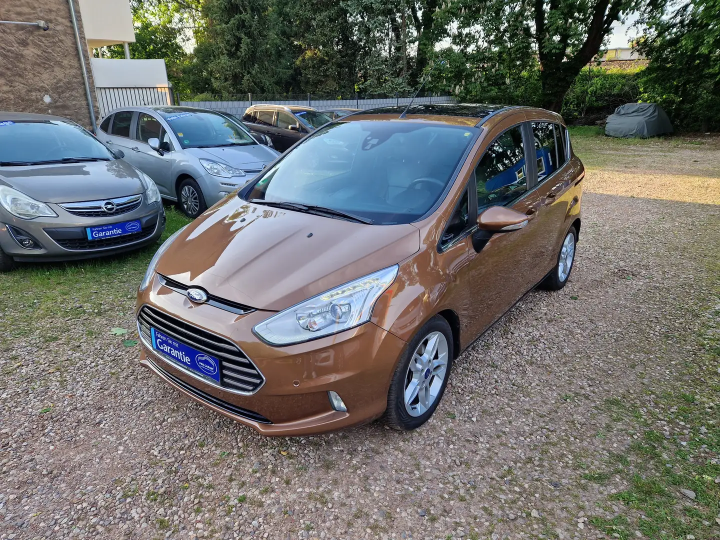 Ford B-Max 89Tkm LED Pano Leder 2Hnd Scheckh TÜVNEU 16" Gold - 1