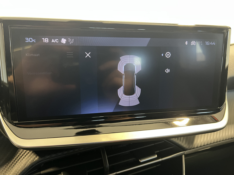 Peugeot e-2008 EV Allure Avantage 54 kWh | Android/Apple Carplay — photo 14