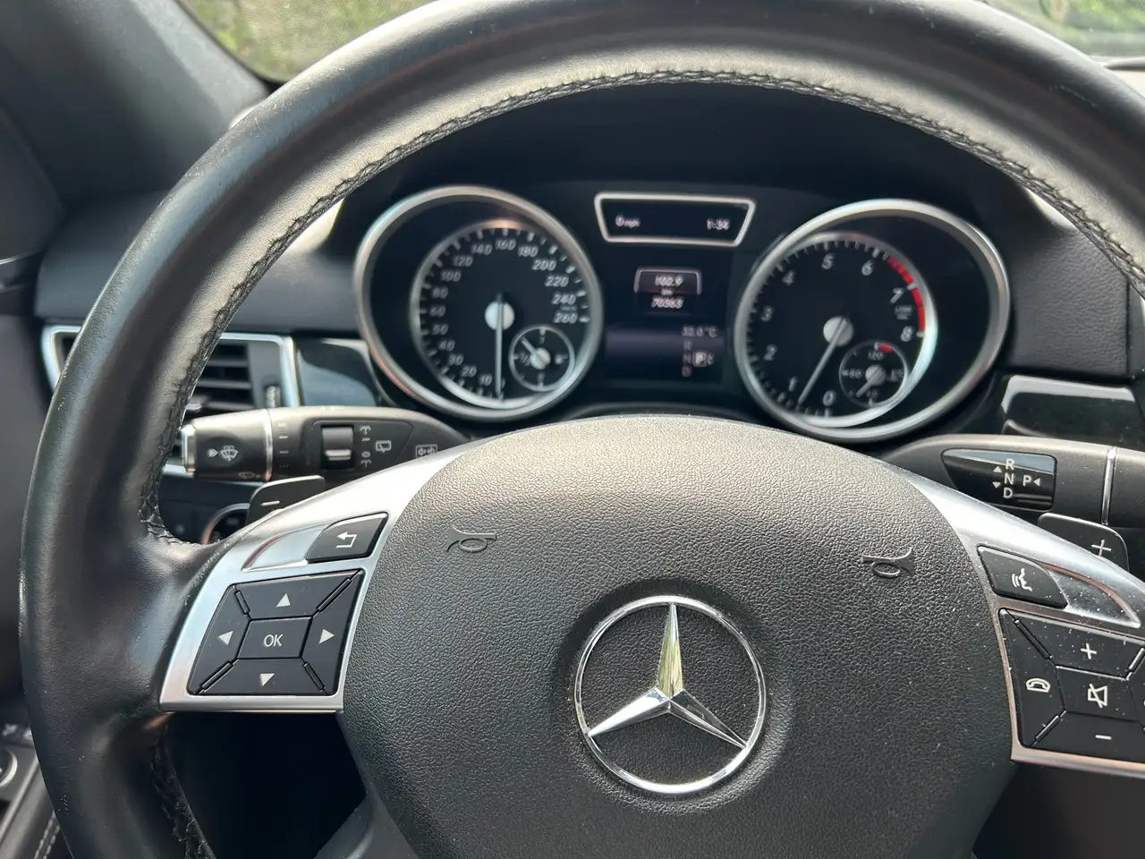 Mercedes-Benz M-Class fotografie Mercedes-Benz M-Class