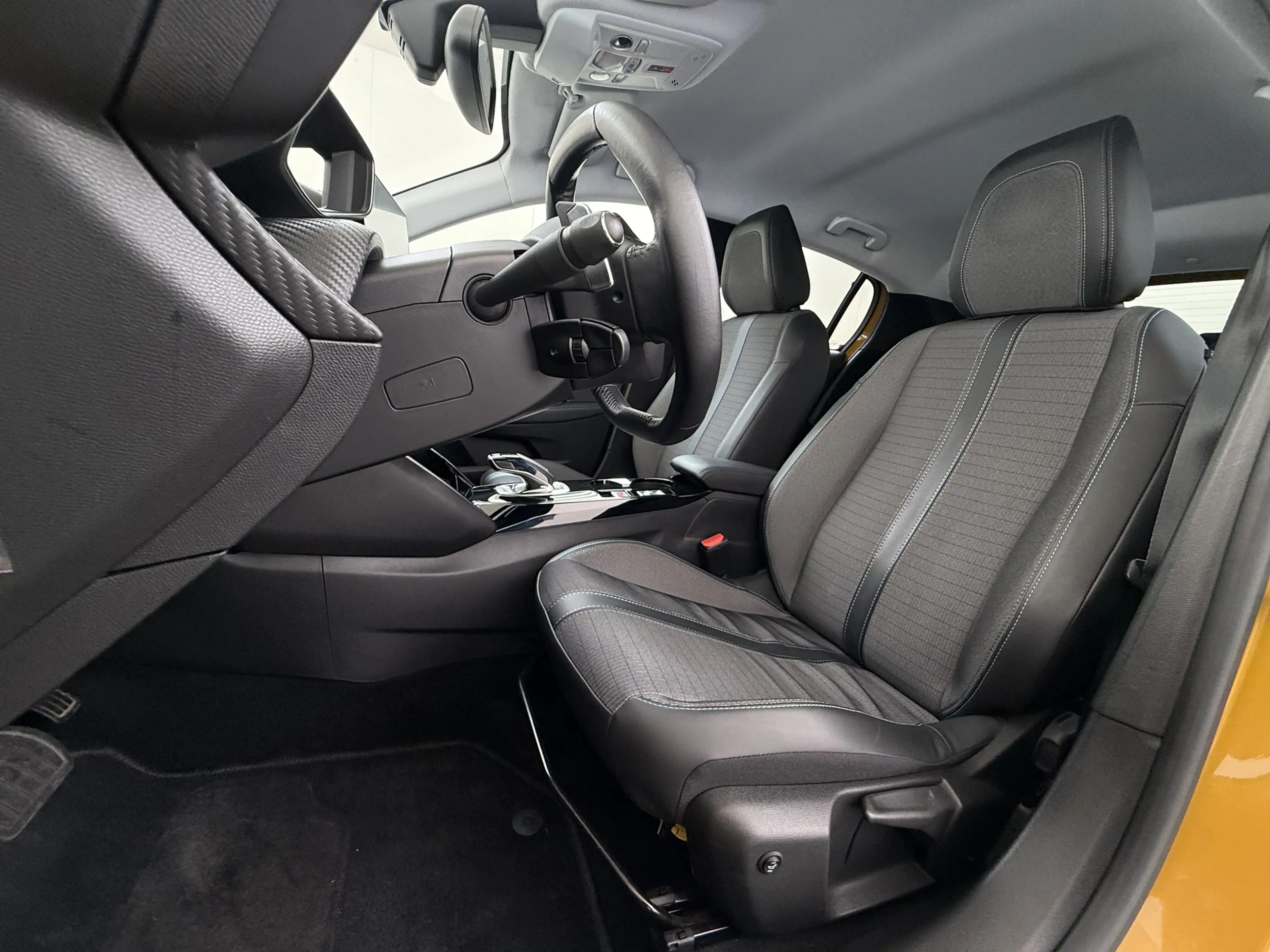 Peugeot 208 5Drs 101PK Automaat GT Pack 3D-Navi 360°Camera Sto — photo 9
