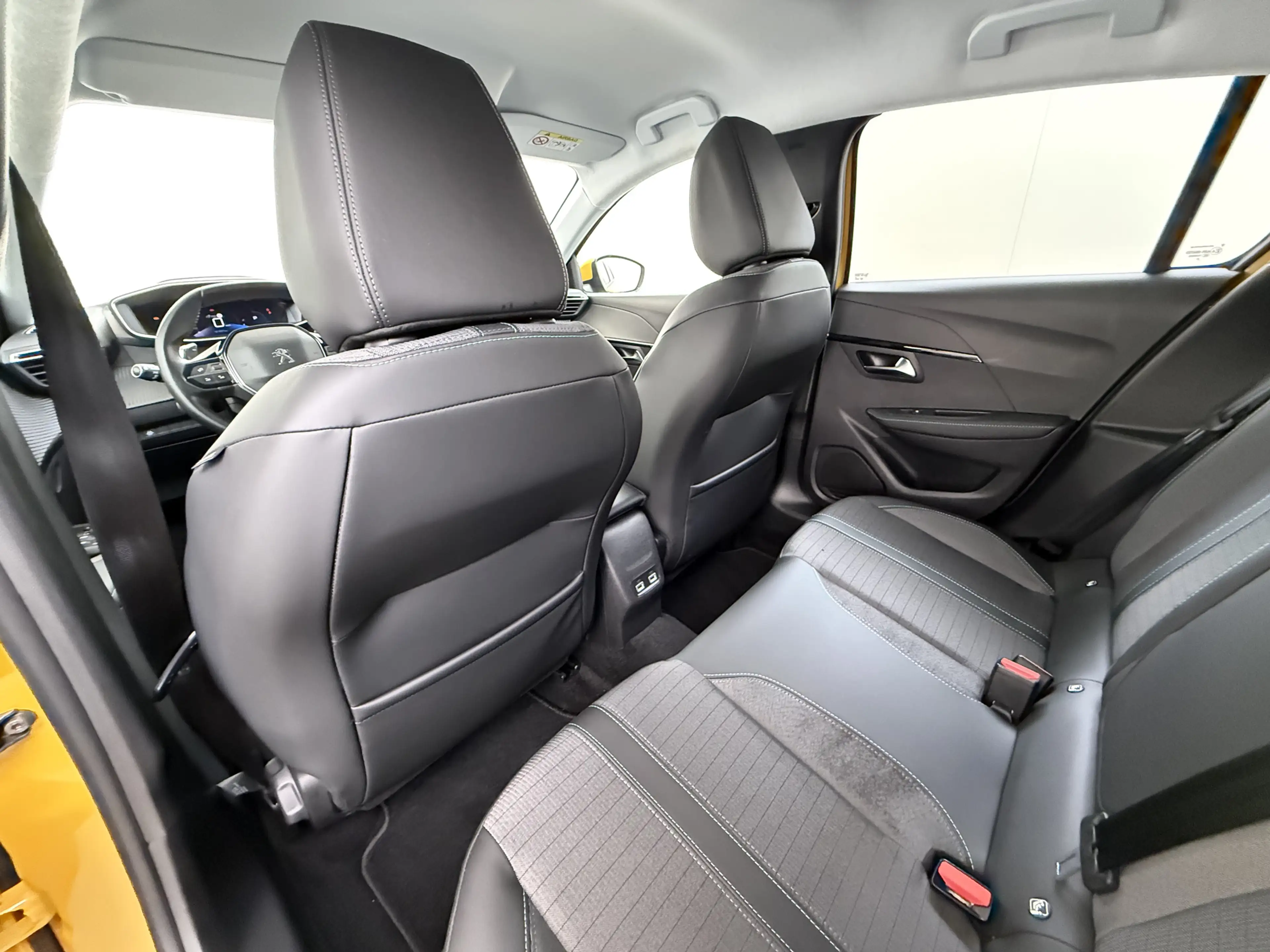 Peugeot 208 5Drs 101PK Automaat GT Pack 3D-Navi 360°Camera Sto — photo 10