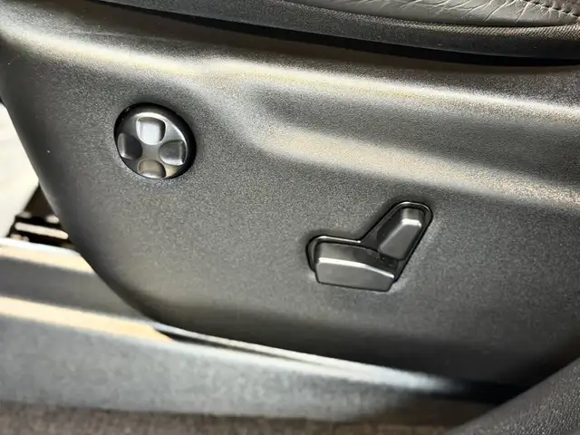 Jeep Grand Cherokee Summit 3.5t Anhängelast Ansicht 18