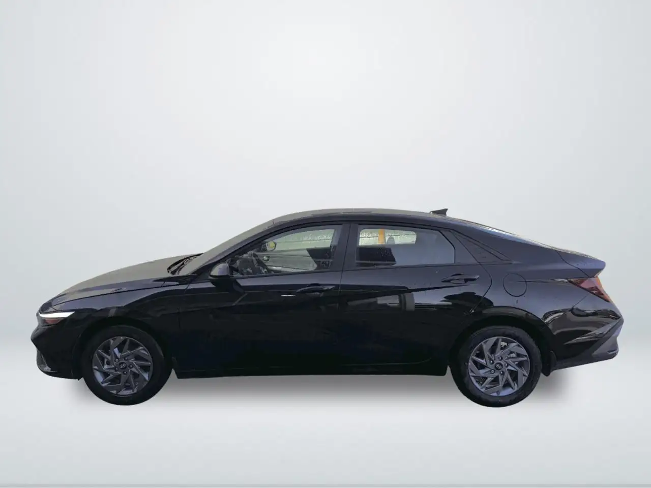 Hyundai ELANTRA снимка Hyundai ELANTRA