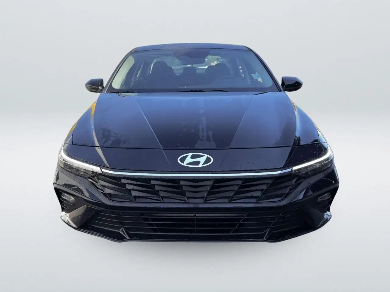 Hyundai ELANTRA снимка Hyundai ELANTRA