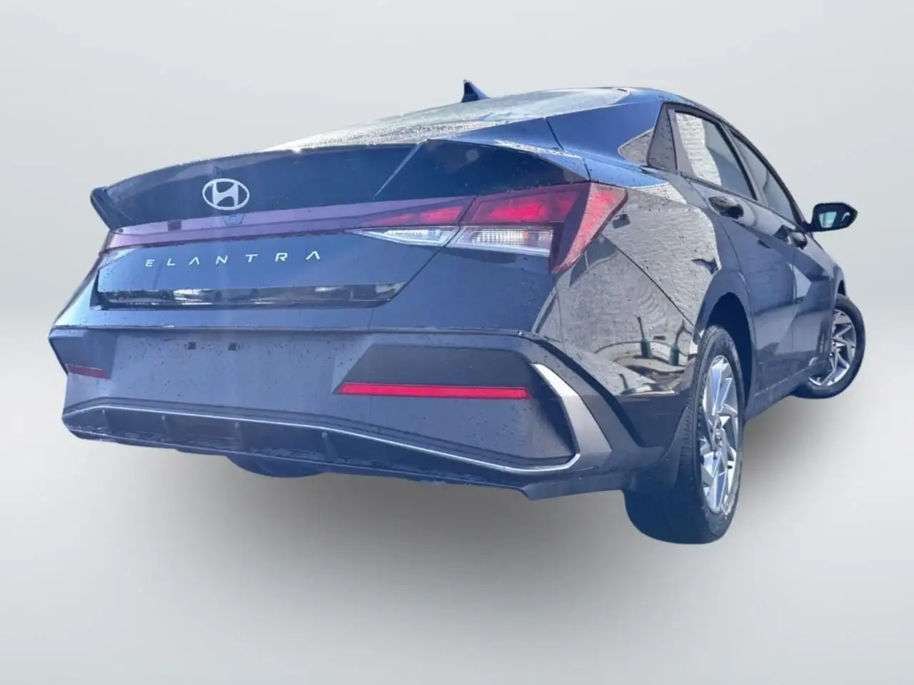 Hyundai ELANTRA снимка Hyundai ELANTRA