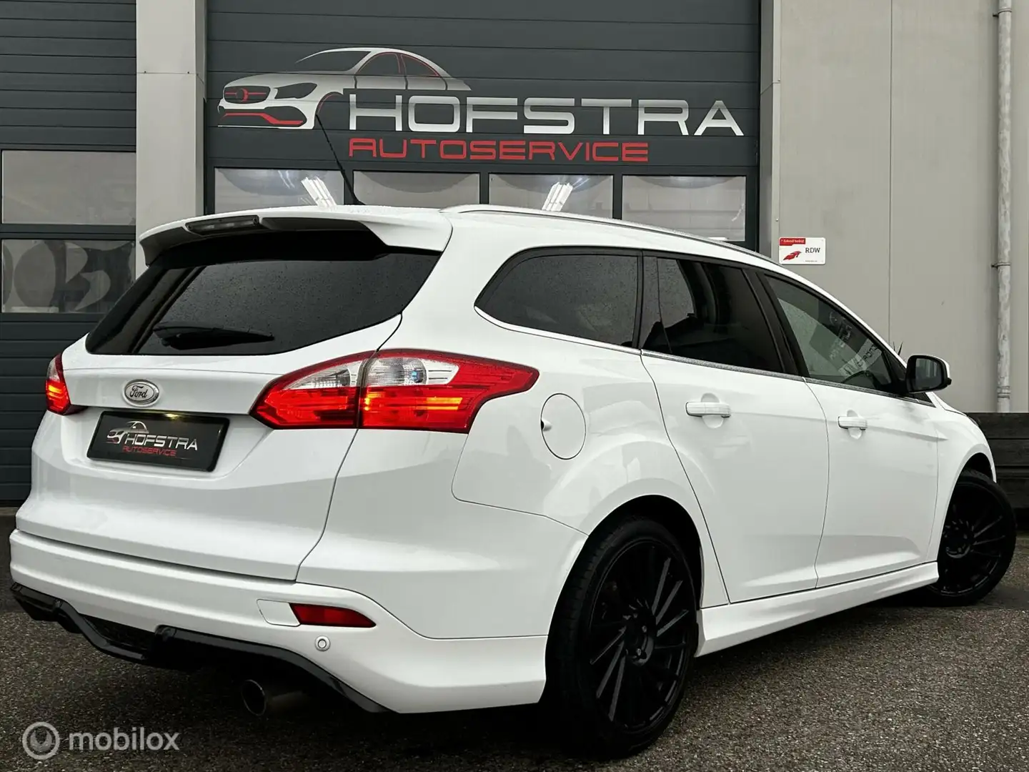 Ford Focus Wagon 1.6 EcoBoost Sport Stoelverw Clima Uniek! Wit - 2