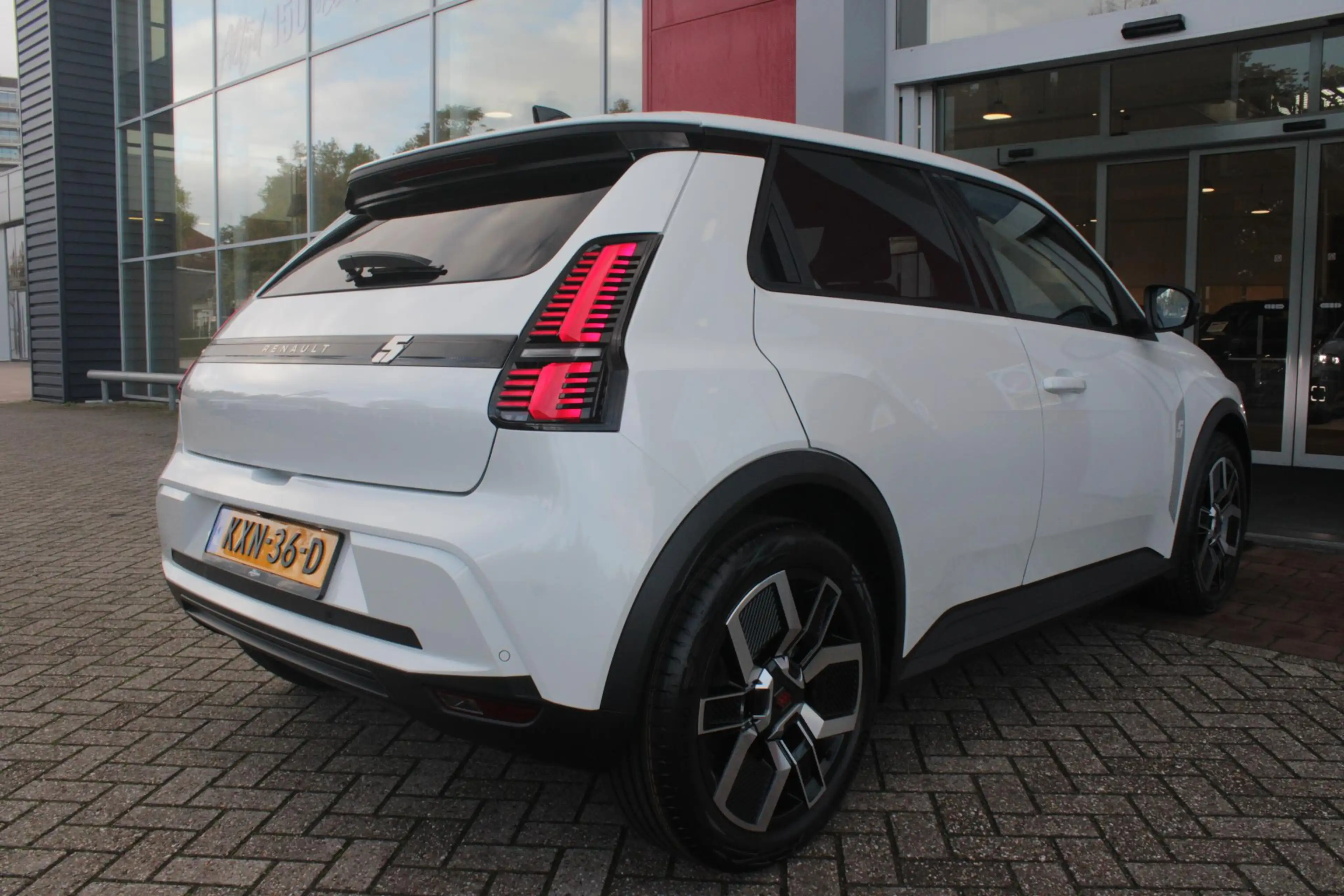 Renault R 5 COMFORT RANGE TECHNO 150PK 52 kWh *NIEUWE AUTO!* | — photo 31