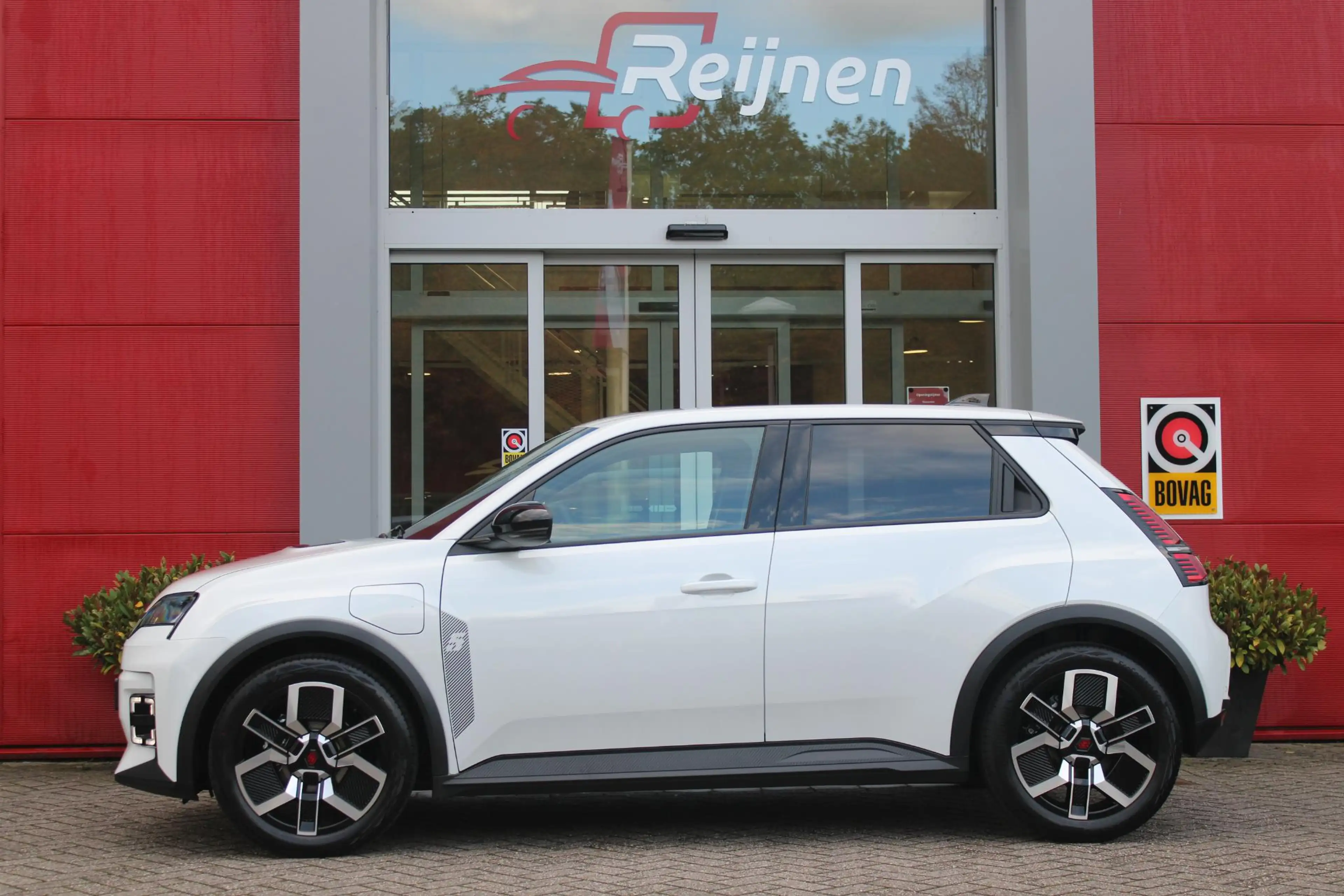 Renault R 5 COMFORT RANGE TECHNO 150PK 52 kWh *NIEUWE AUTO!* | — photo 3
