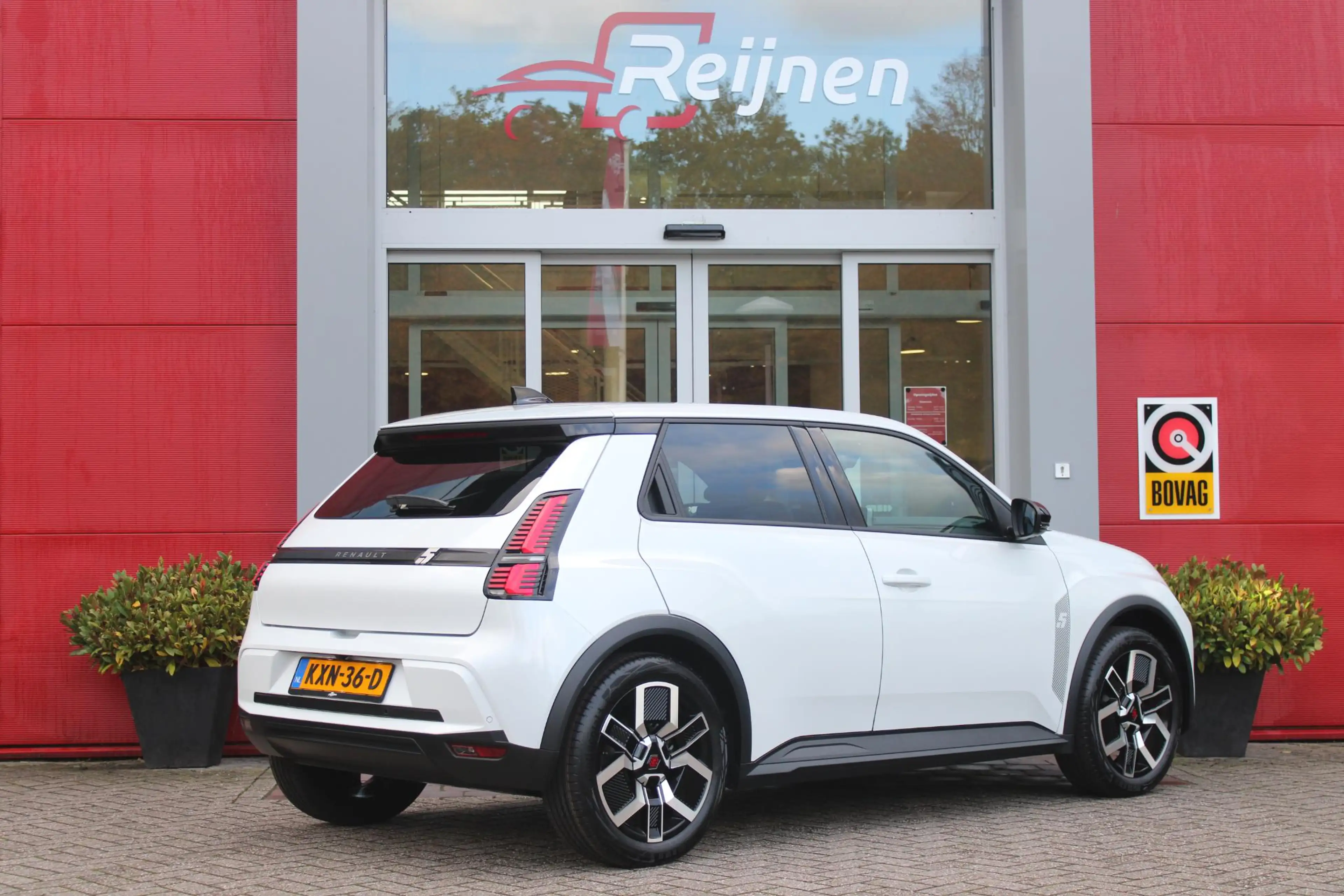 Renault R 5 COMFORT RANGE TECHNO 150PK 52 kWh *NIEUWE AUTO!* | — photo 4