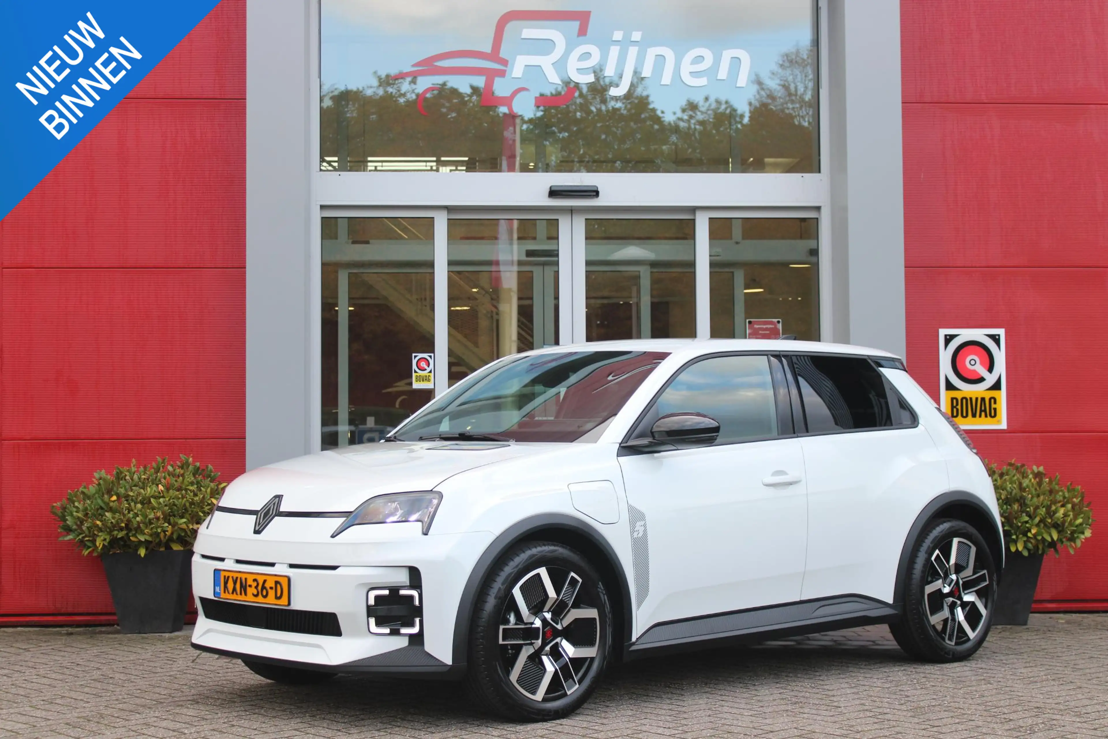 Renault R 5 COMFORT RANGE TECHNO 150PK 52 kWh *NIEUWE AUTO!* |