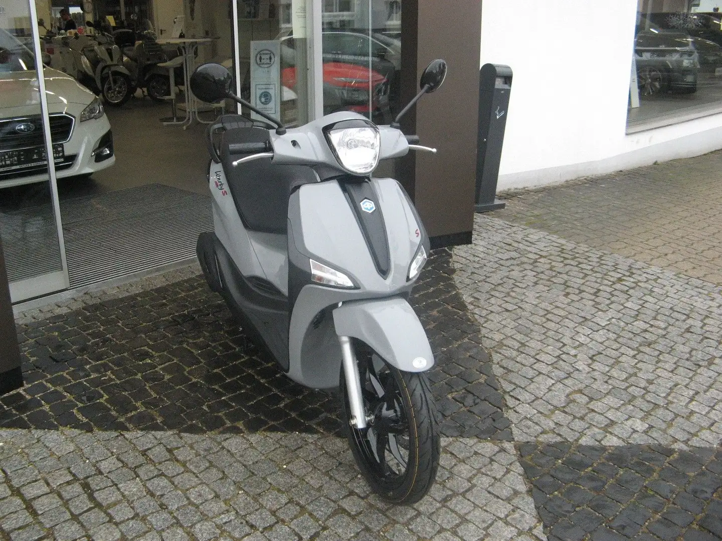 Piaggio Liberty 50 S - 1