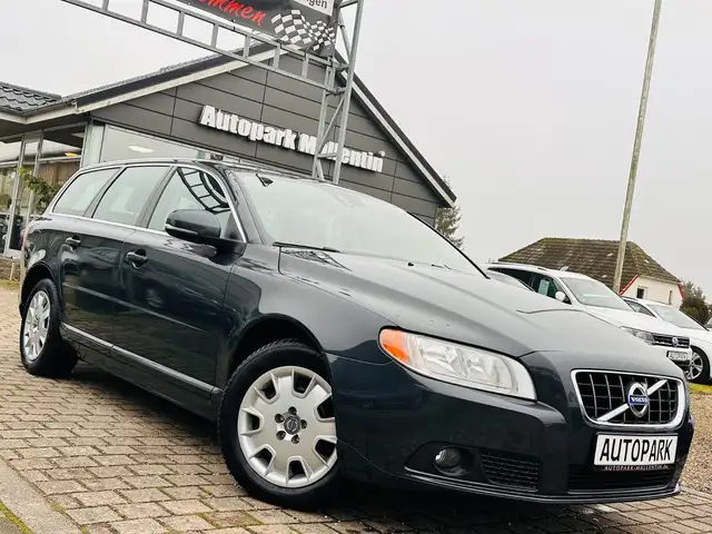 Volvo V70 Kombi Momentum AWD *AHK*STANDHEIZUNG*