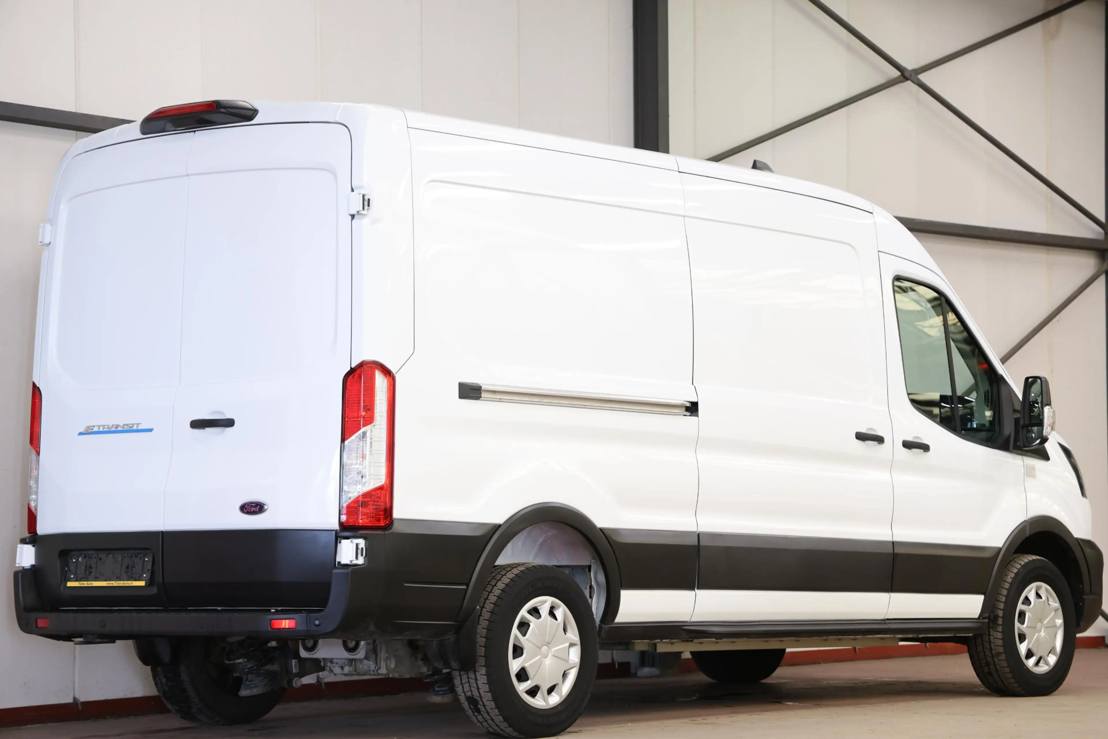 Ford E-Transit 350 L3H2 Trend 68 kWh Zonder Begrenzing — photo 15