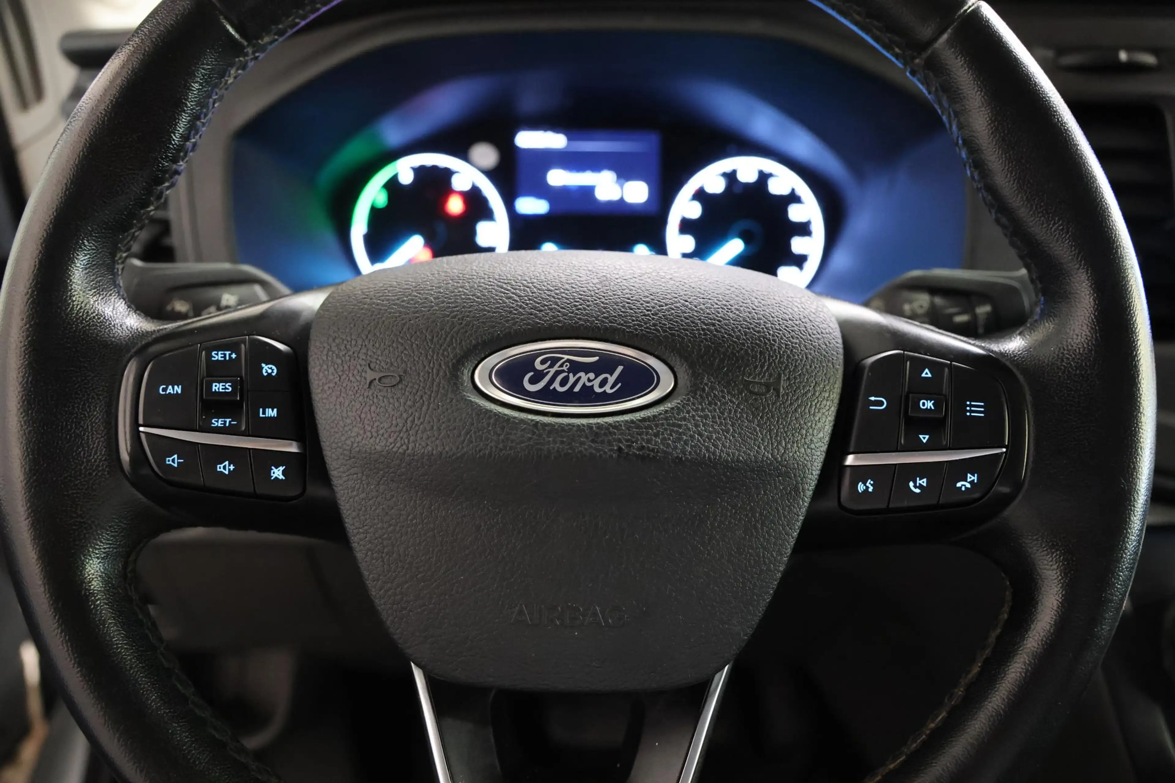 Ford E-Transit 350 L3H2 Trend 68 kWh Zonder Begrenzing — photo 8