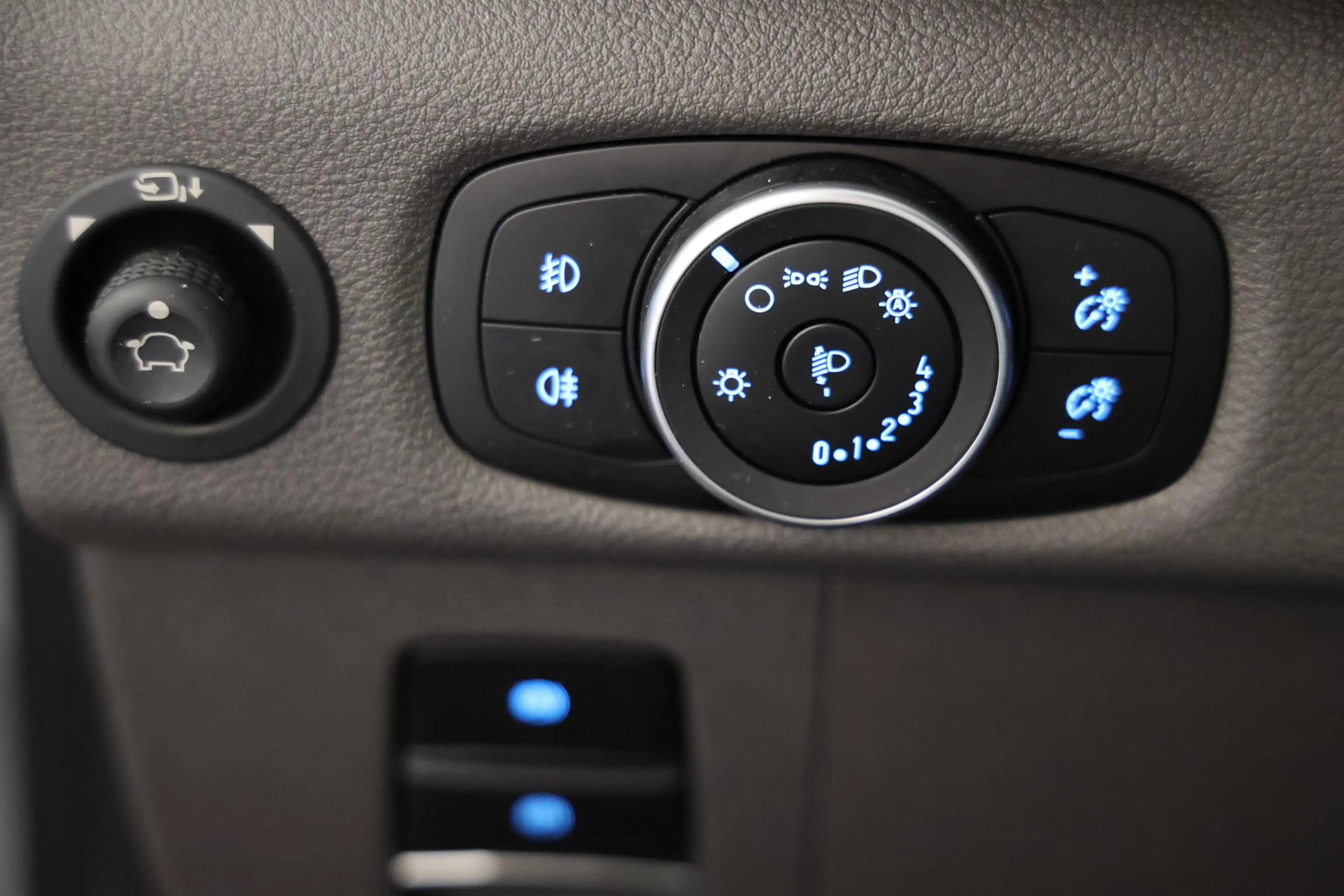 Ford E-Transit 350 L3H2 Trend 68 kWh Zonder Begrenzing — photo 11