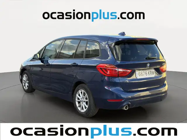 BMW 2 Series view 3