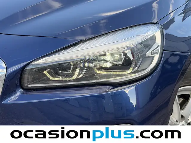BMW 2 Series view 13